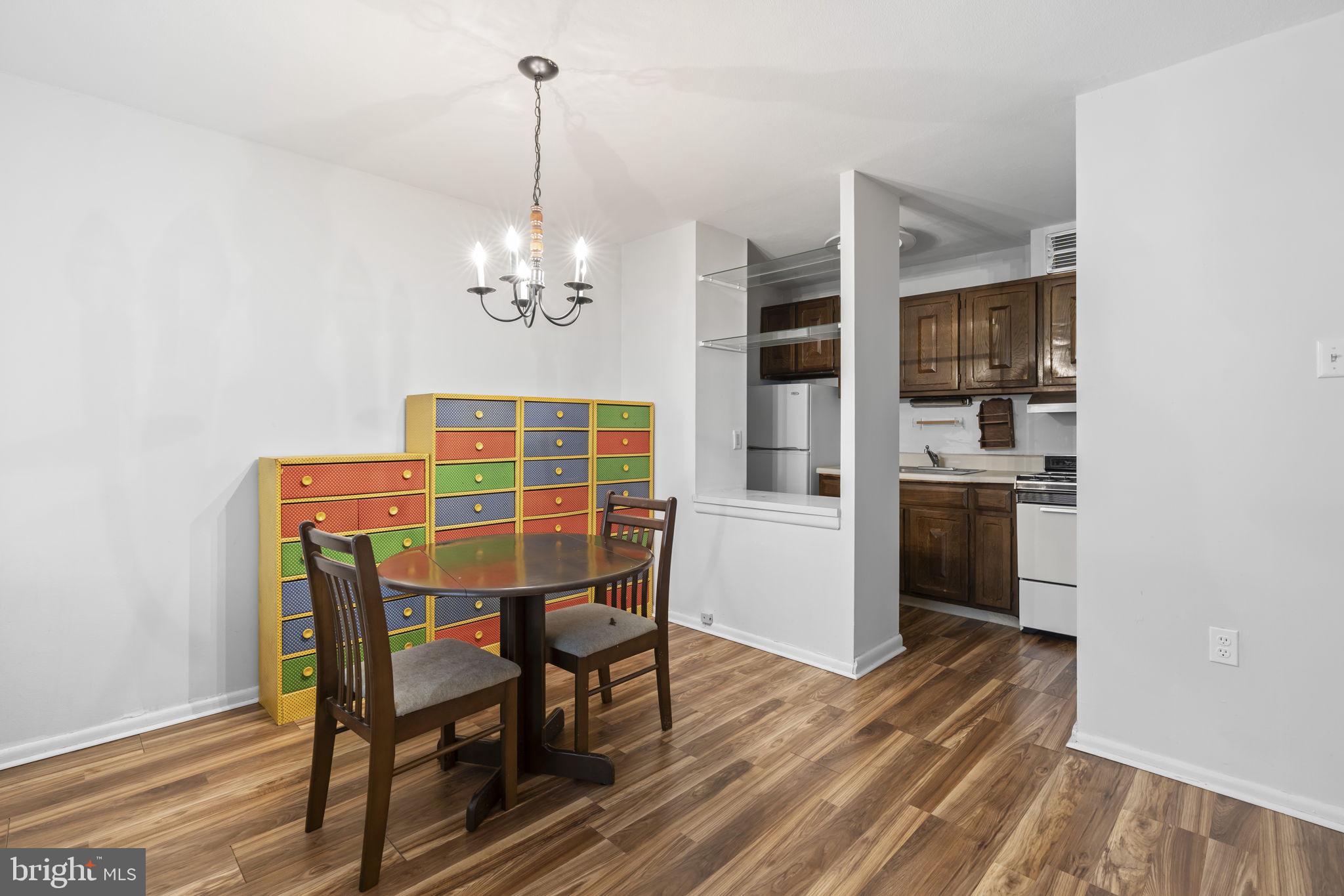 1901 JOHN F KENNEDY BOULEVARD 810