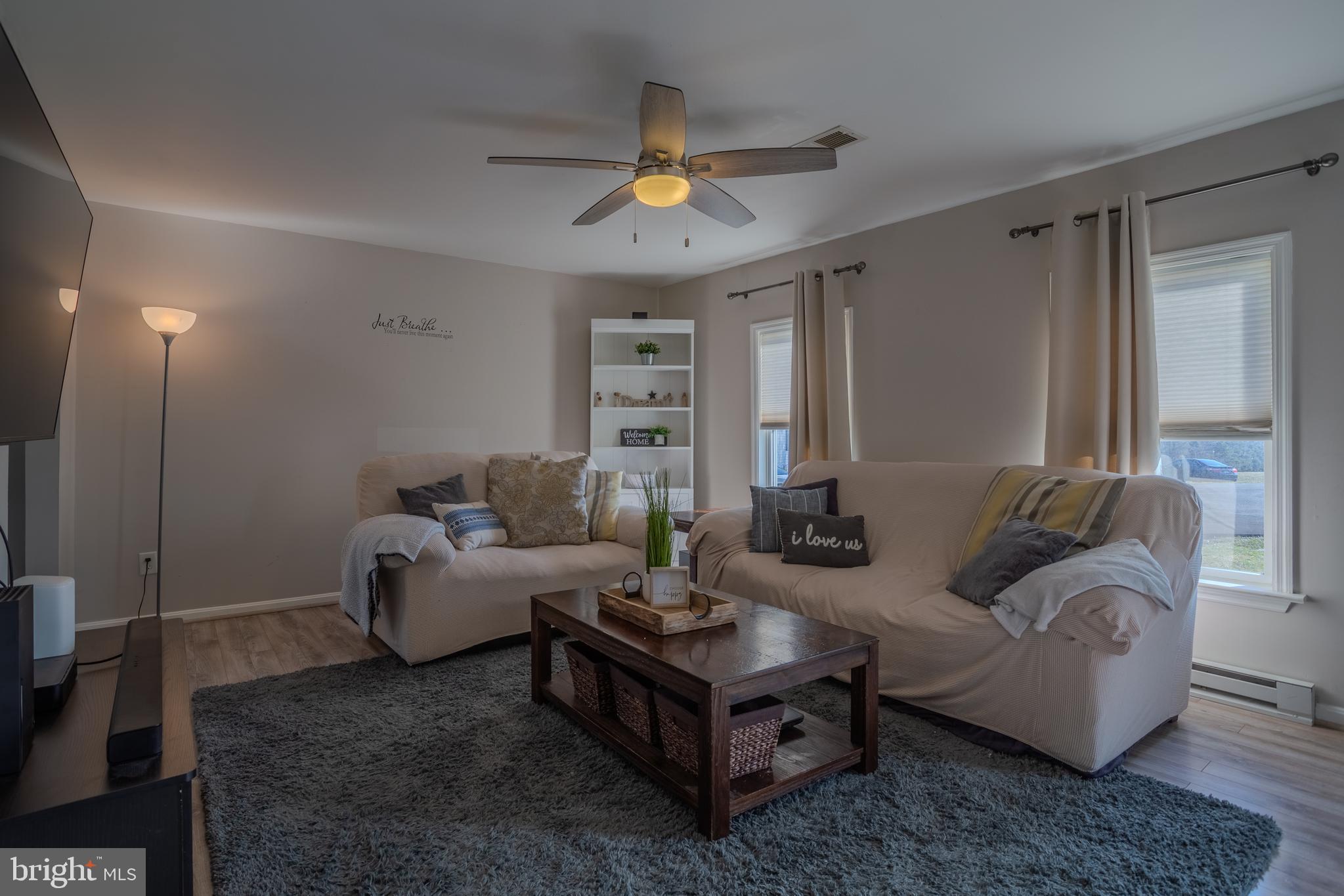 FORT HILL FARMS - Residential