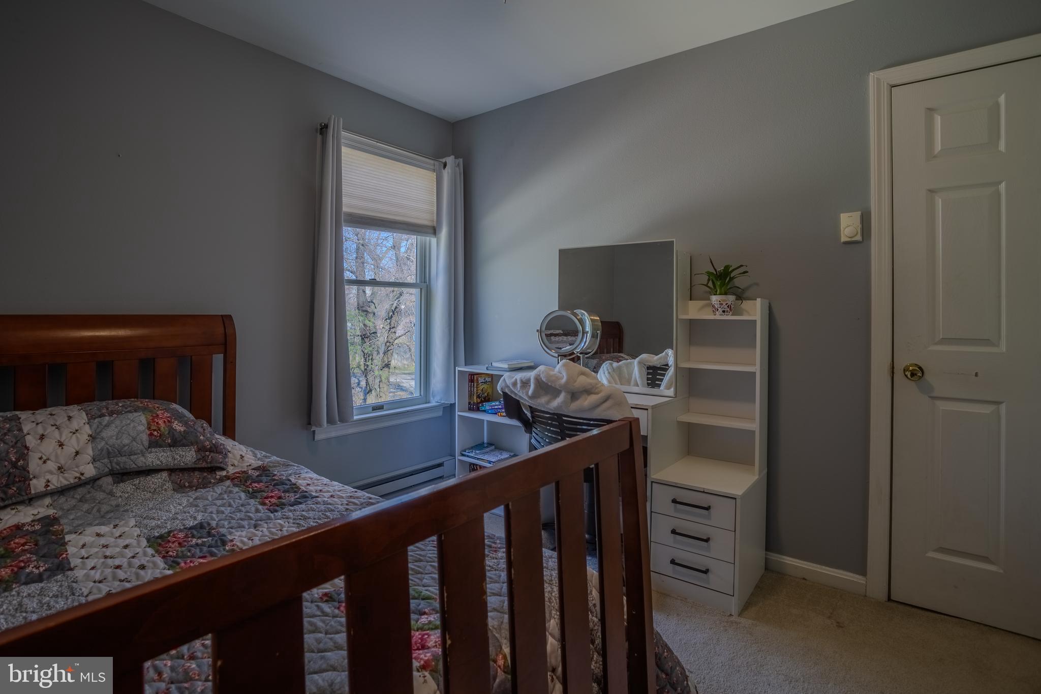 FORT HILL FARMS - Residential