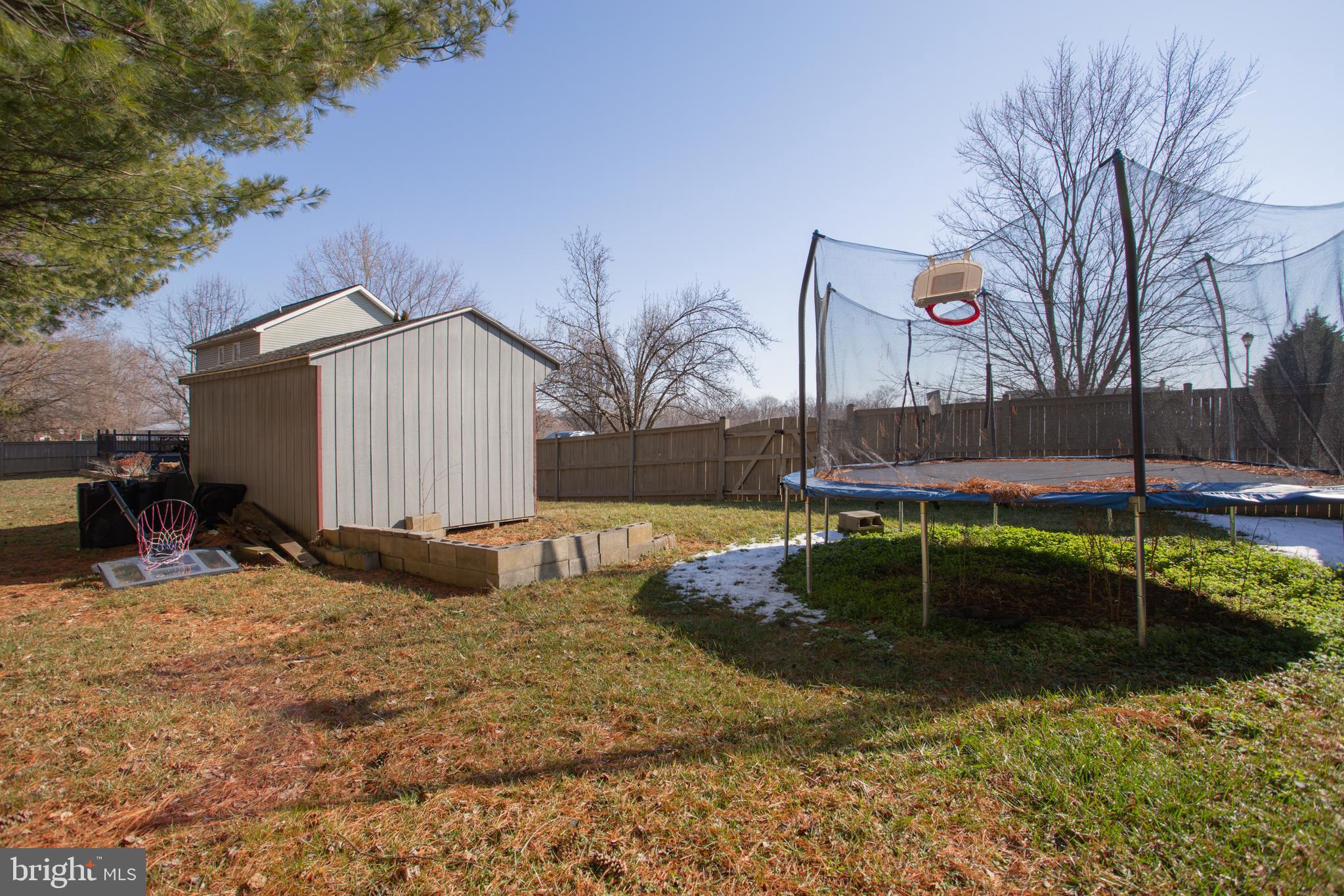 FORT HILL FARMS - Residential