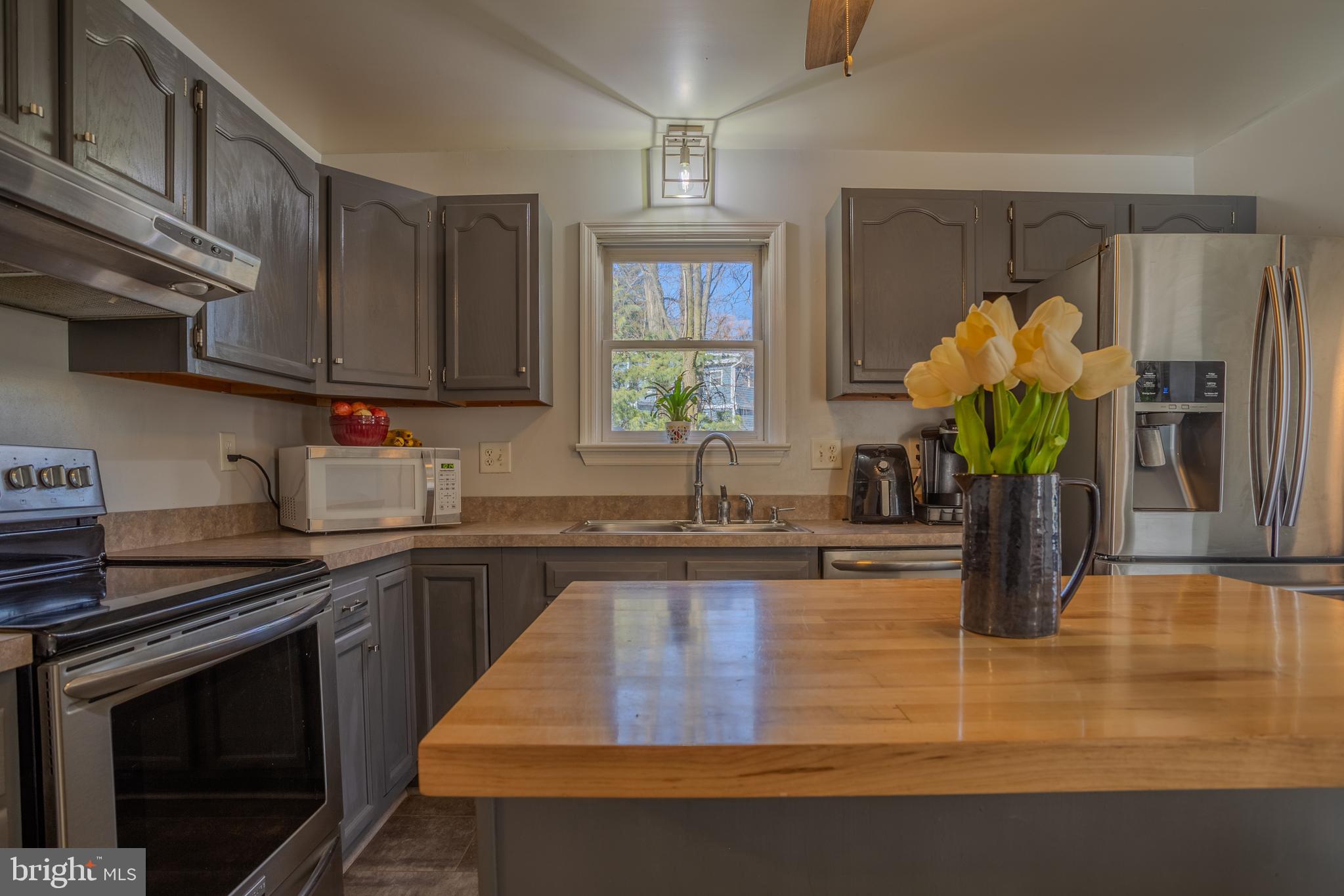 FORT HILL FARMS - Residential