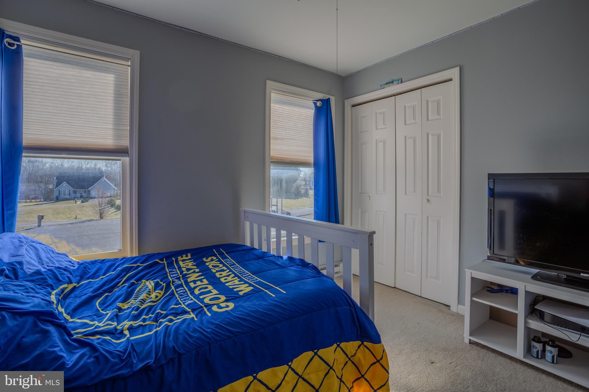 FORT HILL FARMS - Residential