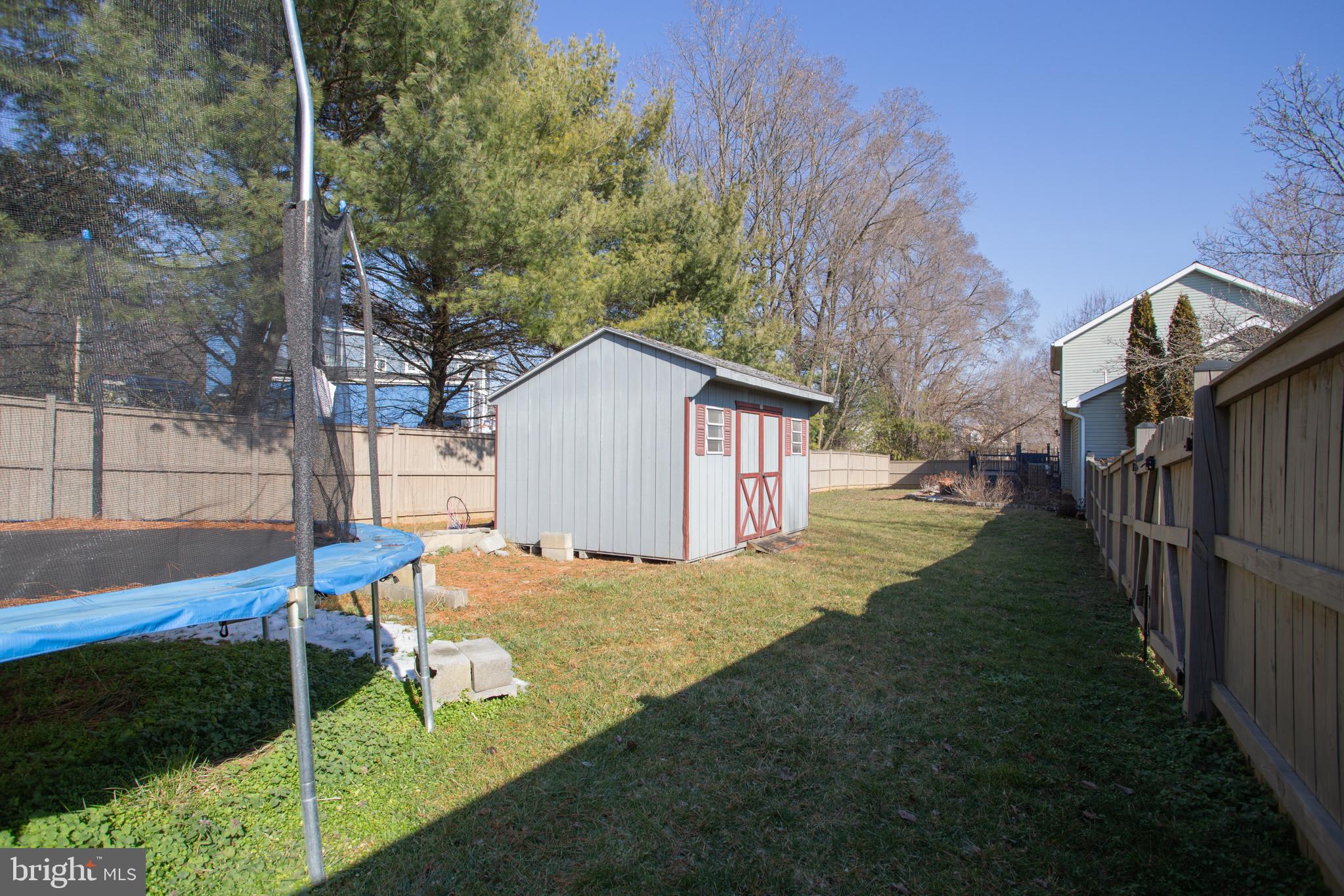 FORT HILL FARMS - Residential