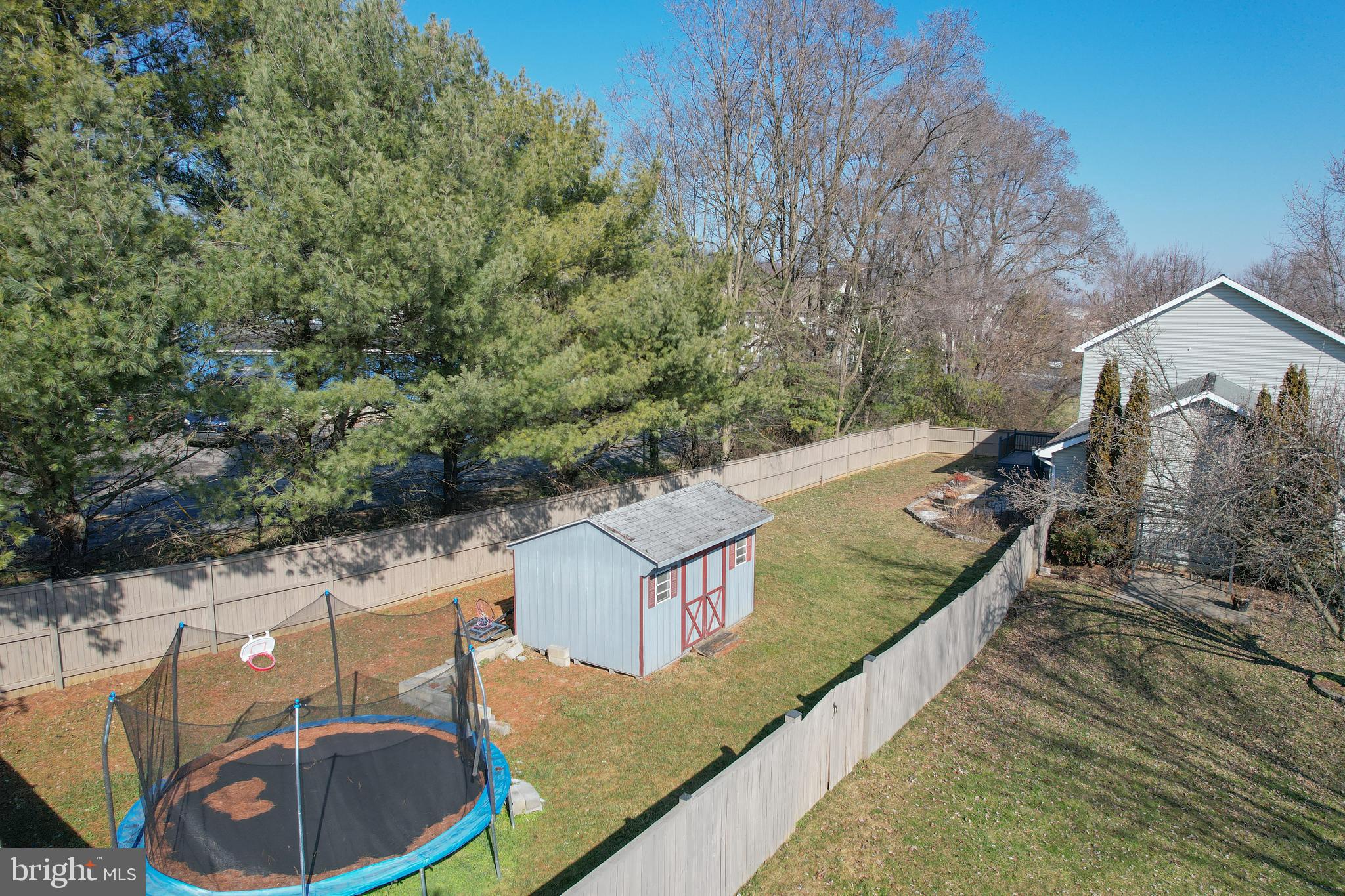 FORT HILL FARMS - Residential