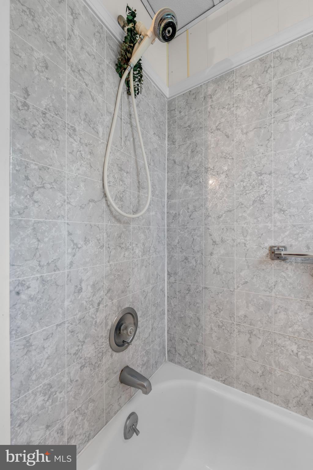 COLDSTREAM - Residential