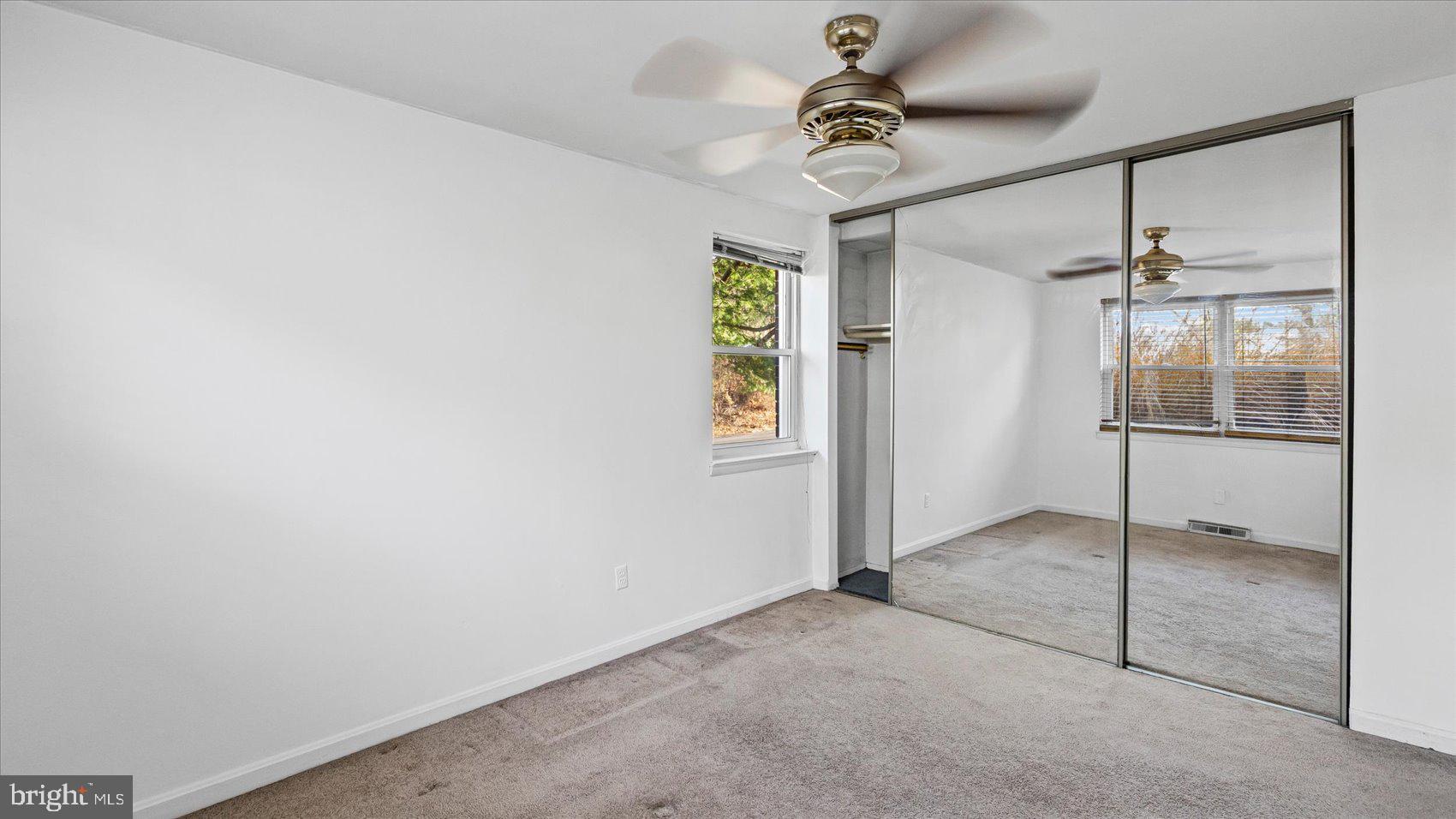 MEDFIELD - Residential