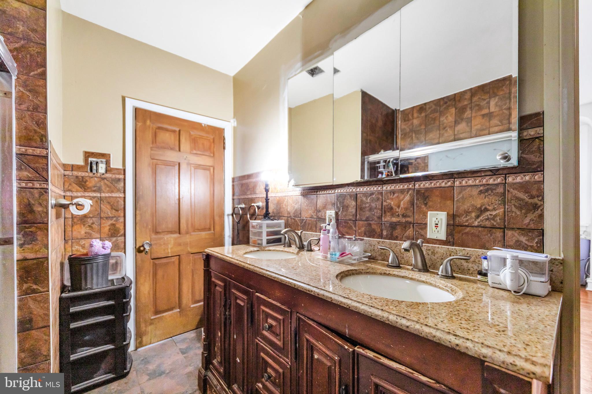 CHELTENHAM - Residential