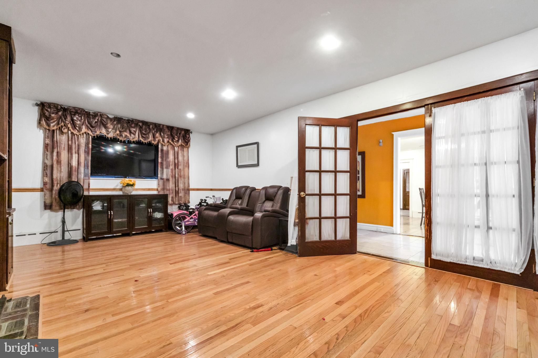 CHELTENHAM - Residential