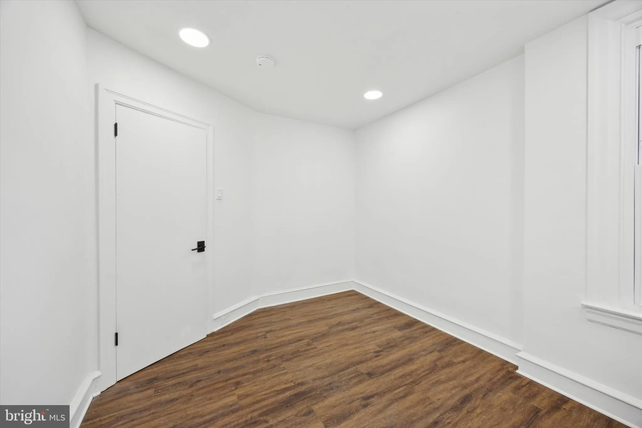 Philadelphia, Pennsylvania 19120, United States, 3 Bedrooms Bedrooms, ,2 BathroomsBathrooms,Residential,Contingent,20132