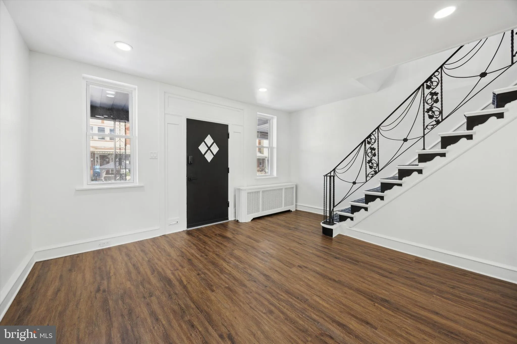 Philadelphia, Pennsylvania 19120, United States, 3 Bedrooms Bedrooms, ,2 BathroomsBathrooms,Residential,Contingent,20132