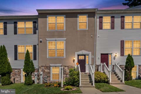 Townhouse For Sale - 6 Kirkwyn Court<br/> Baltimore County, OWINGS MILLS, MD 21117