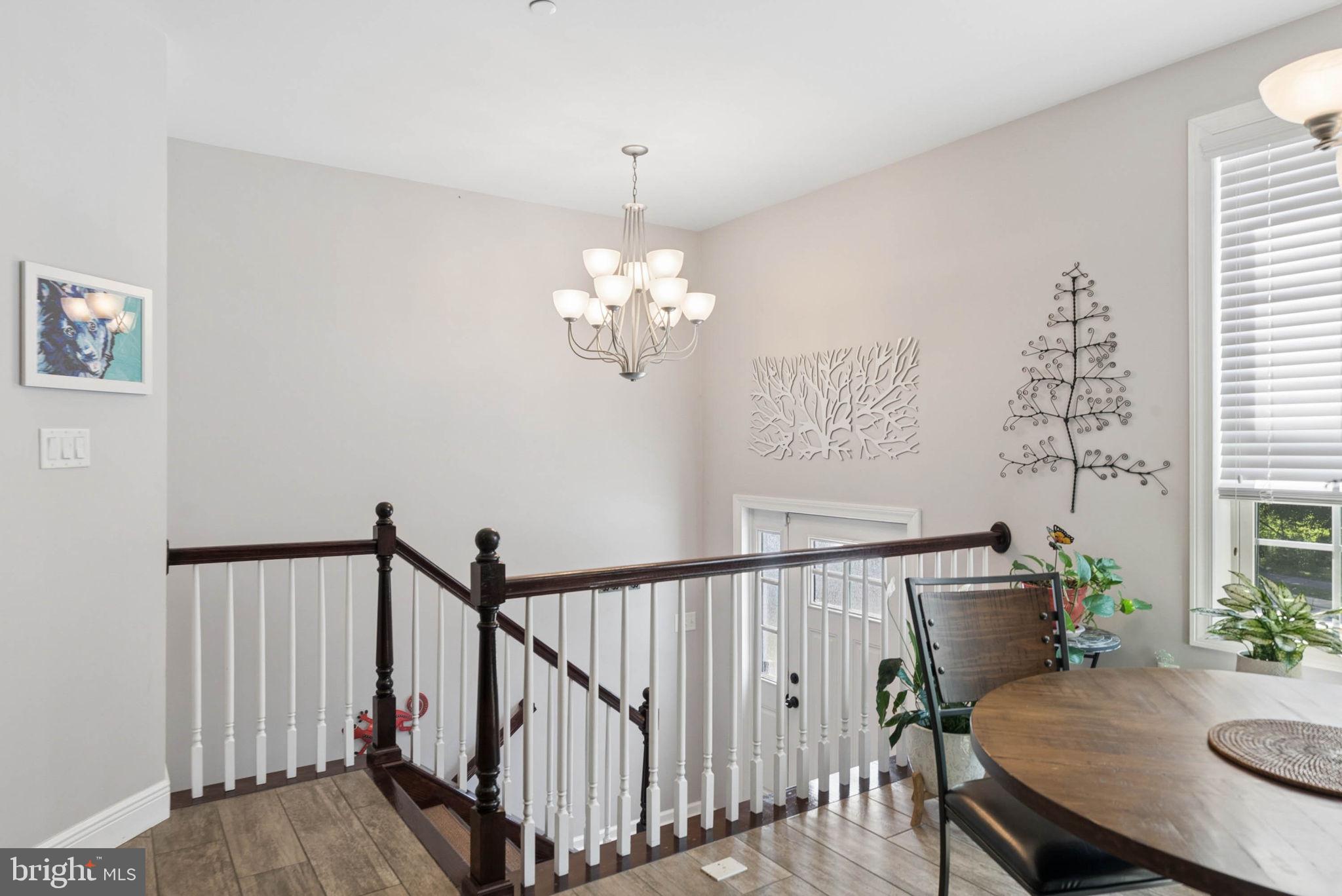 6 KIRKWYN COURT