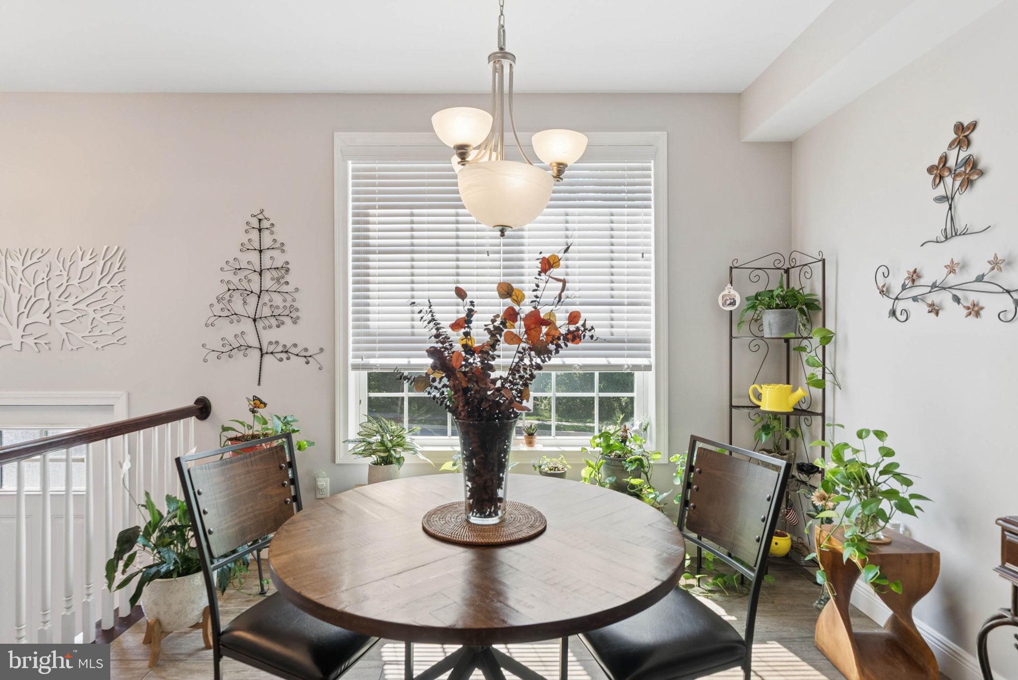 6 KIRKWYN COURT