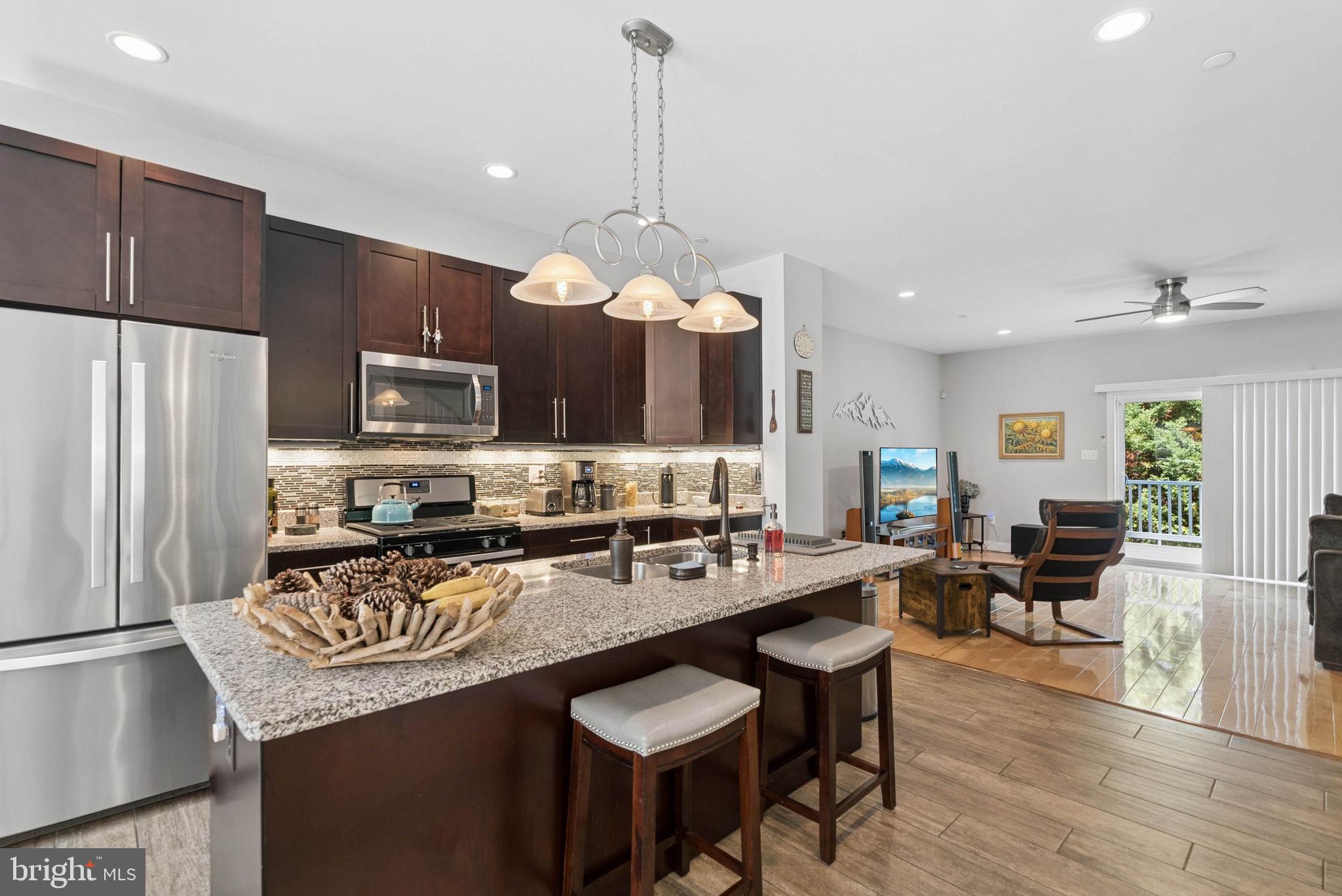 6 KIRKWYN COURT