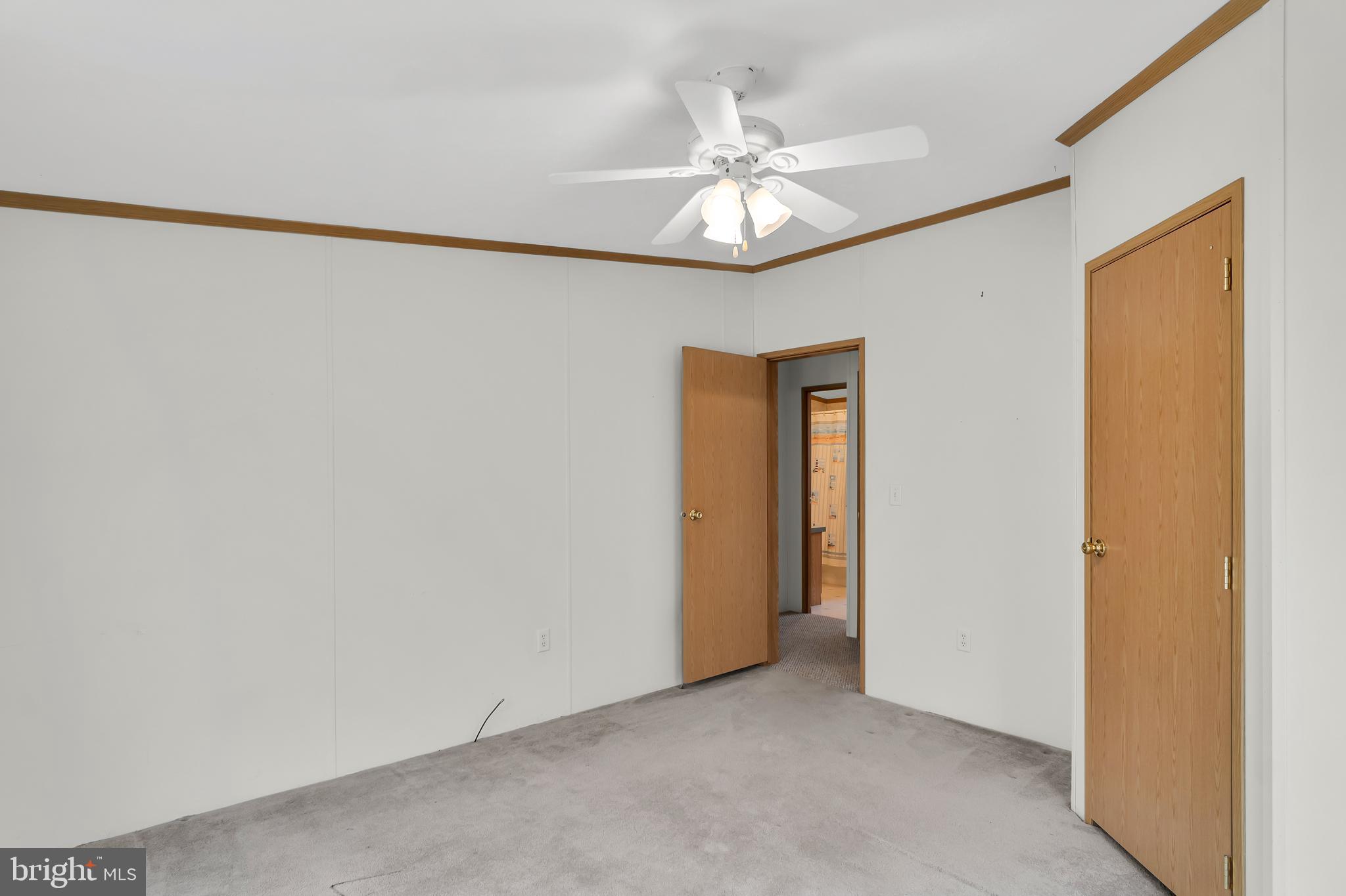 CRESTVIEW ACRES MHP - Residential