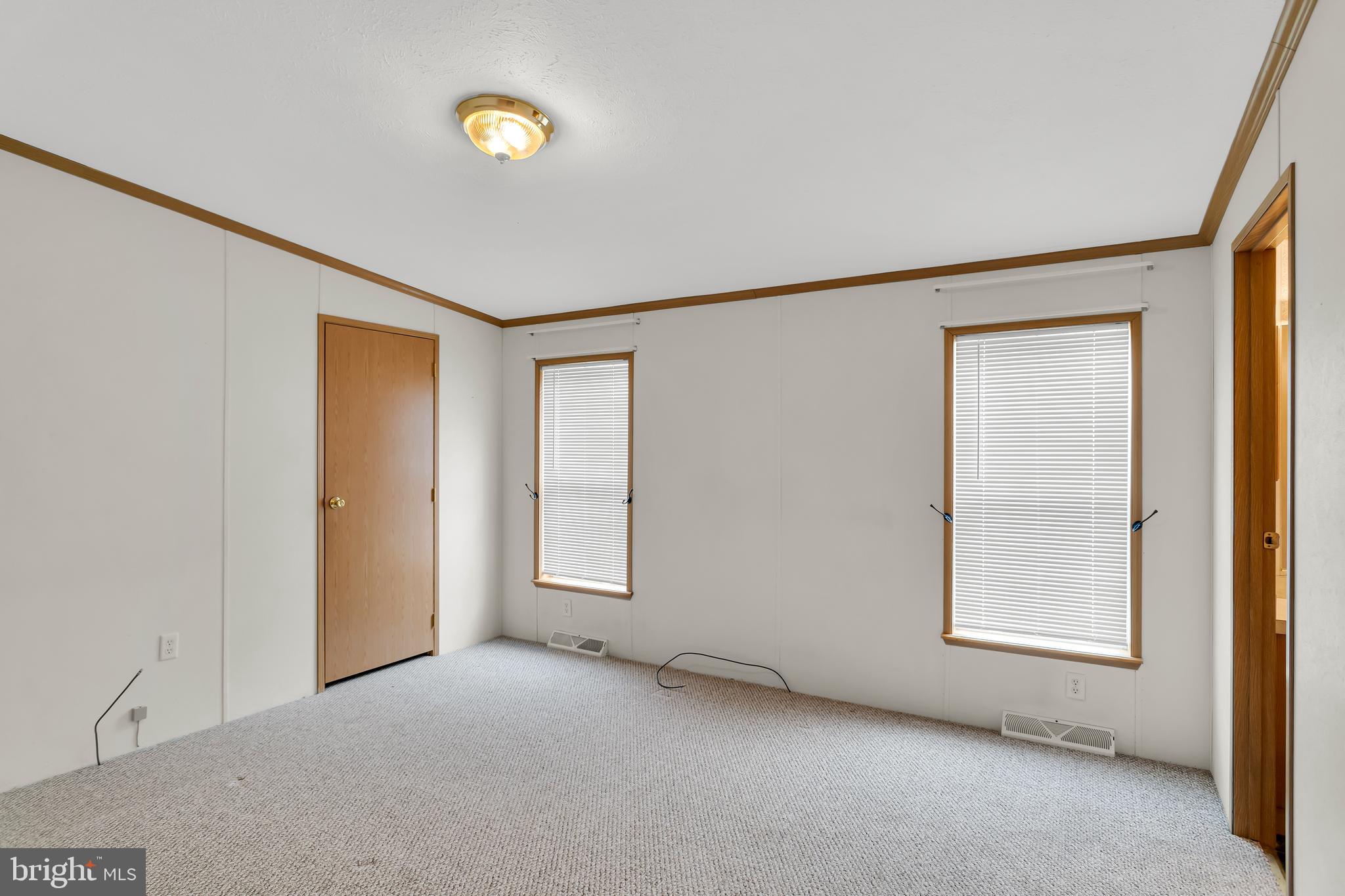 CRESTVIEW ACRES MHP - Residential