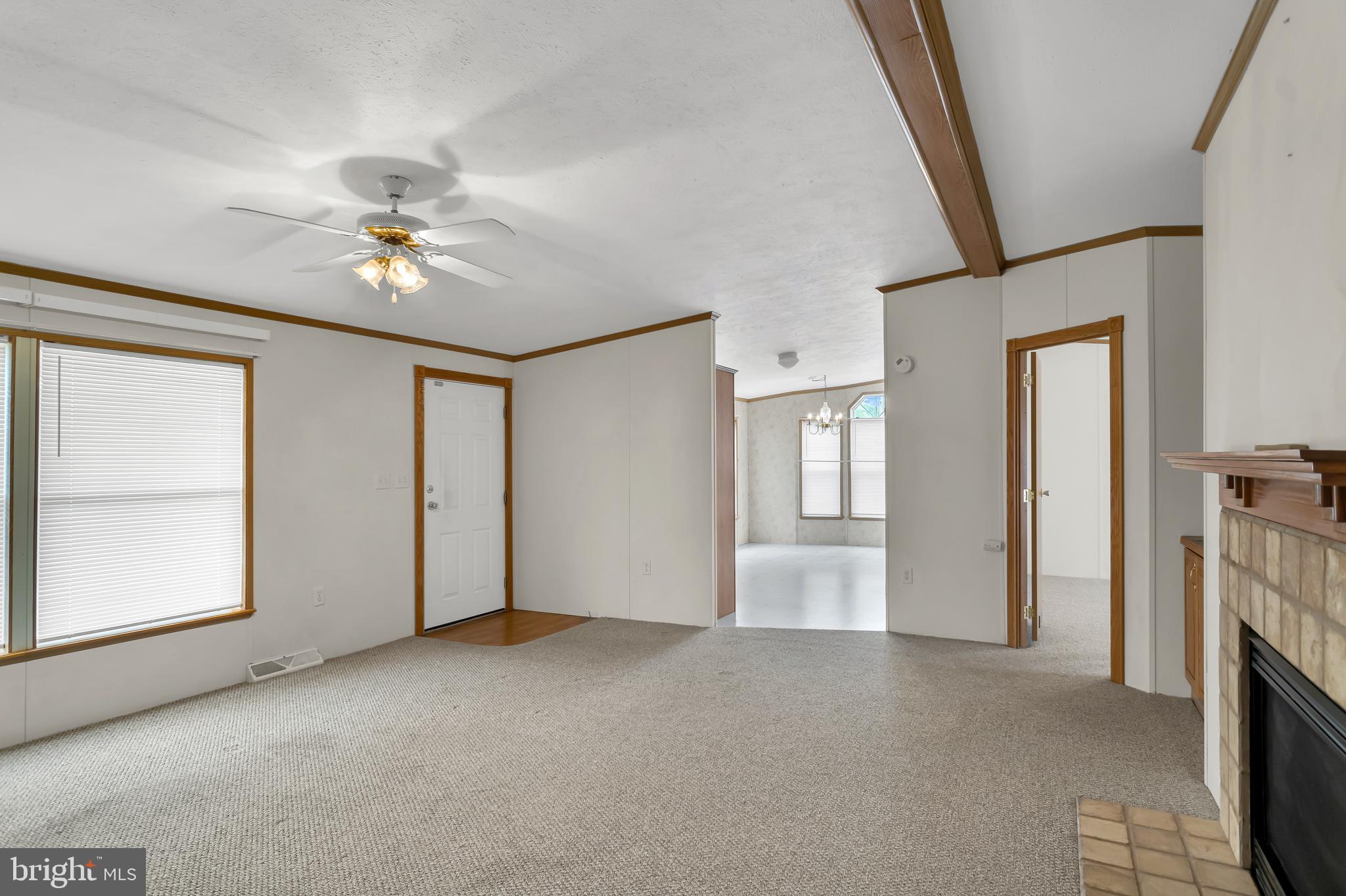 CRESTVIEW ACRES MHP - Residential