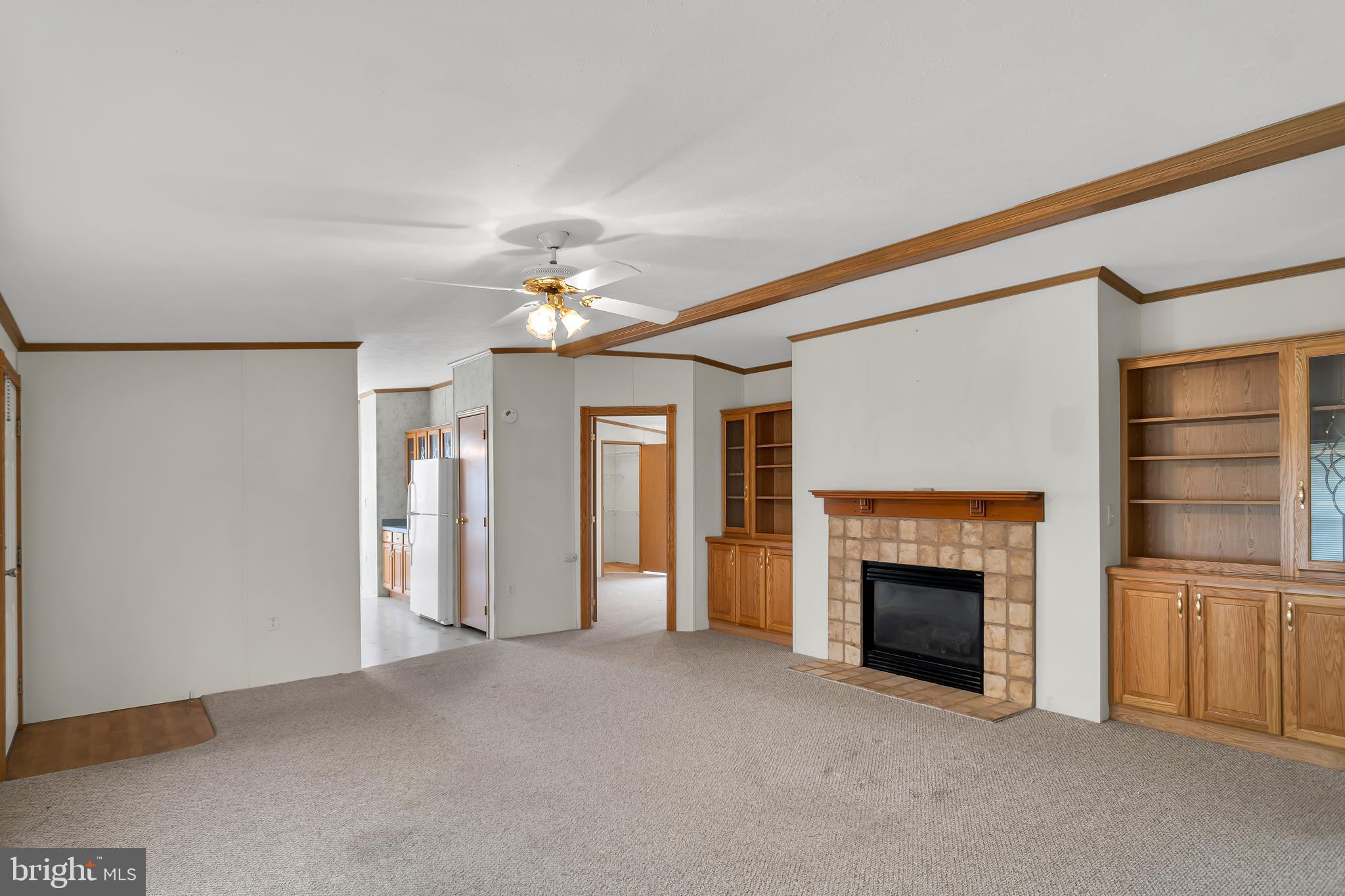 CRESTVIEW ACRES MHP - Residential