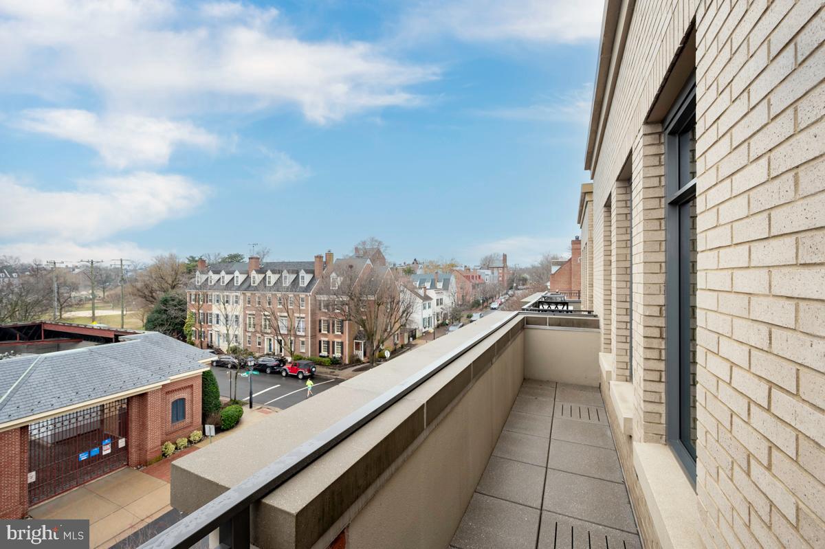 ROBINSON LANDING - Residential Lease