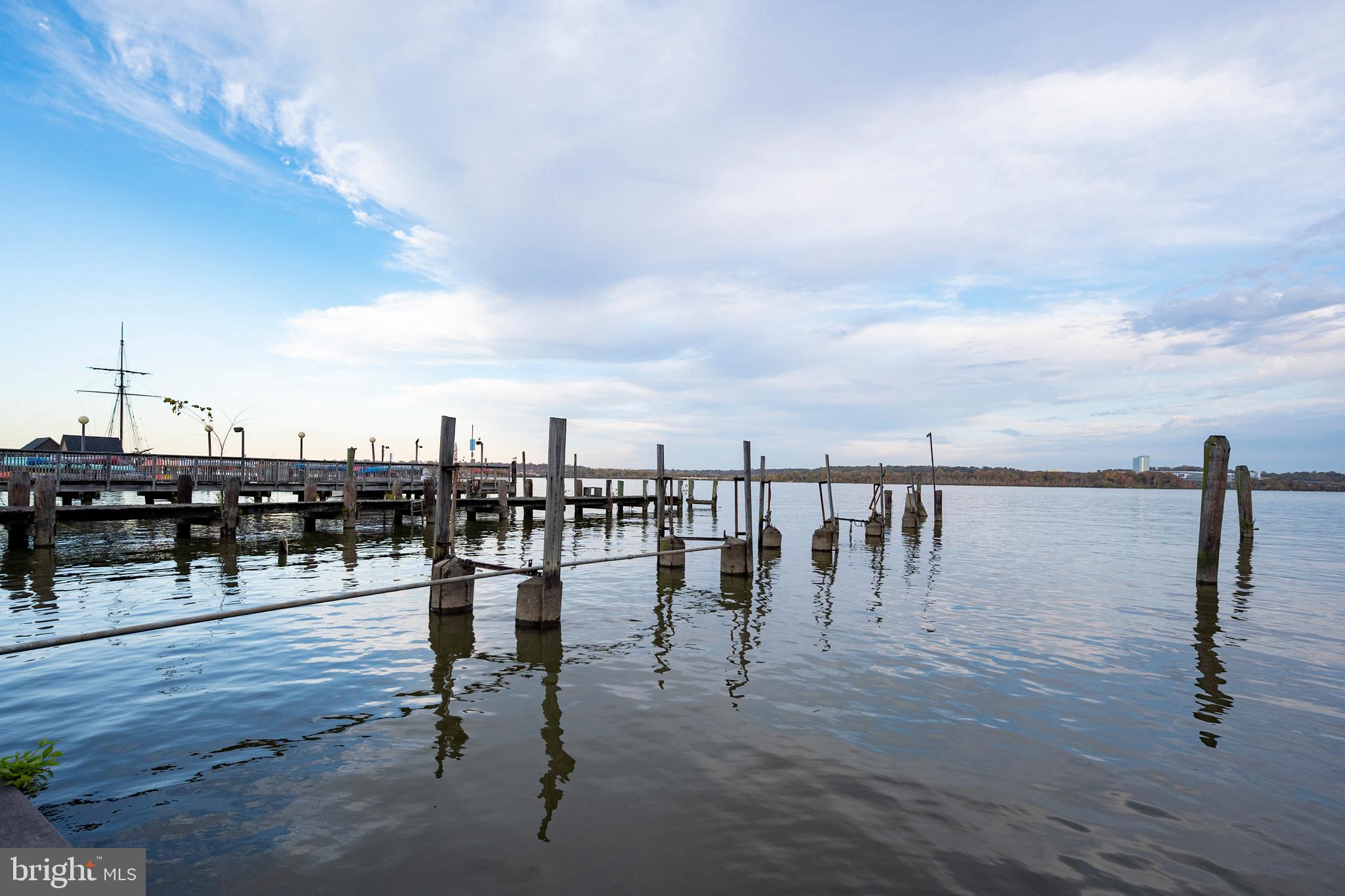 ROBINSON LANDING - Residential Lease