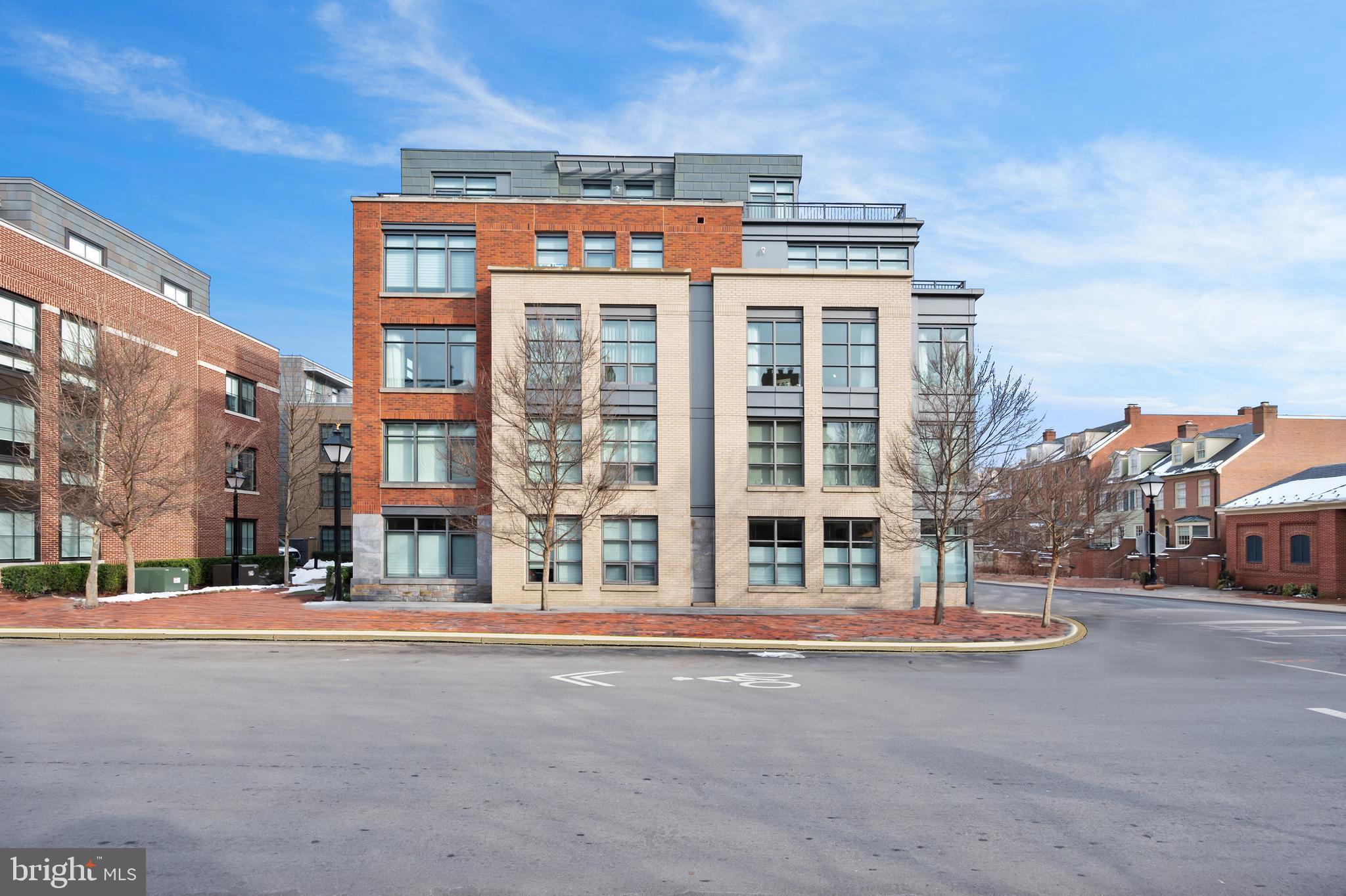 ROBINSON LANDING - Residential Lease