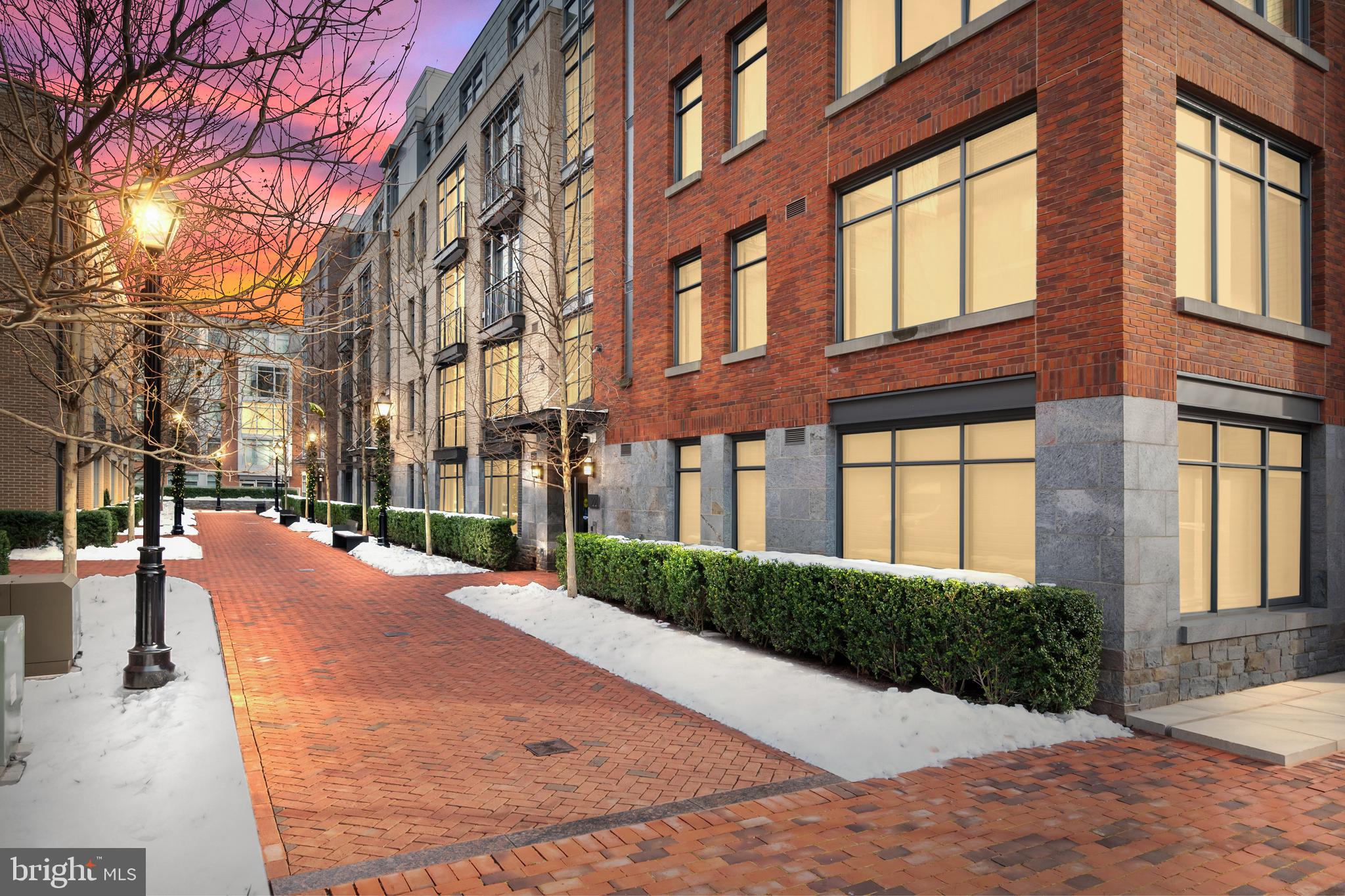 ROBINSON LANDING - Residential Lease