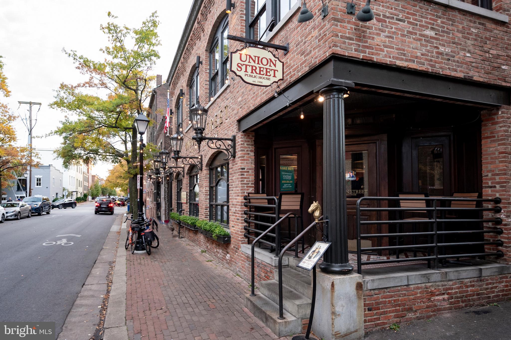 ROBINSON LANDING - Residential Lease