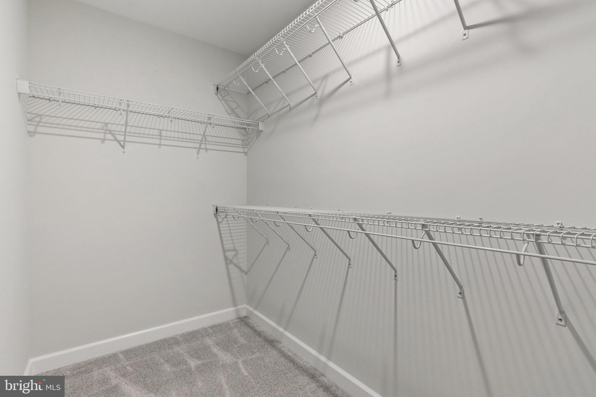 MIDDLE CREEK VISTAS - Residential