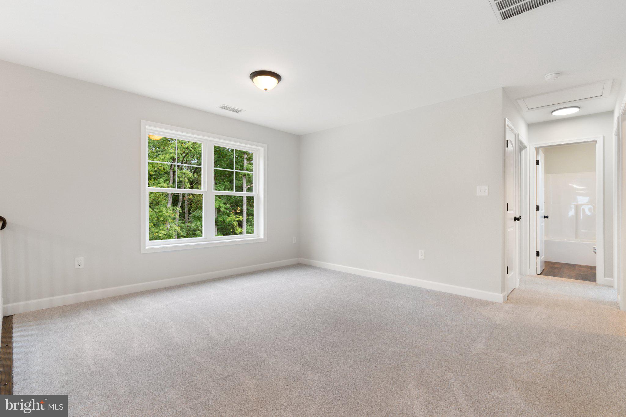 MIDDLE CREEK VISTAS - Residential