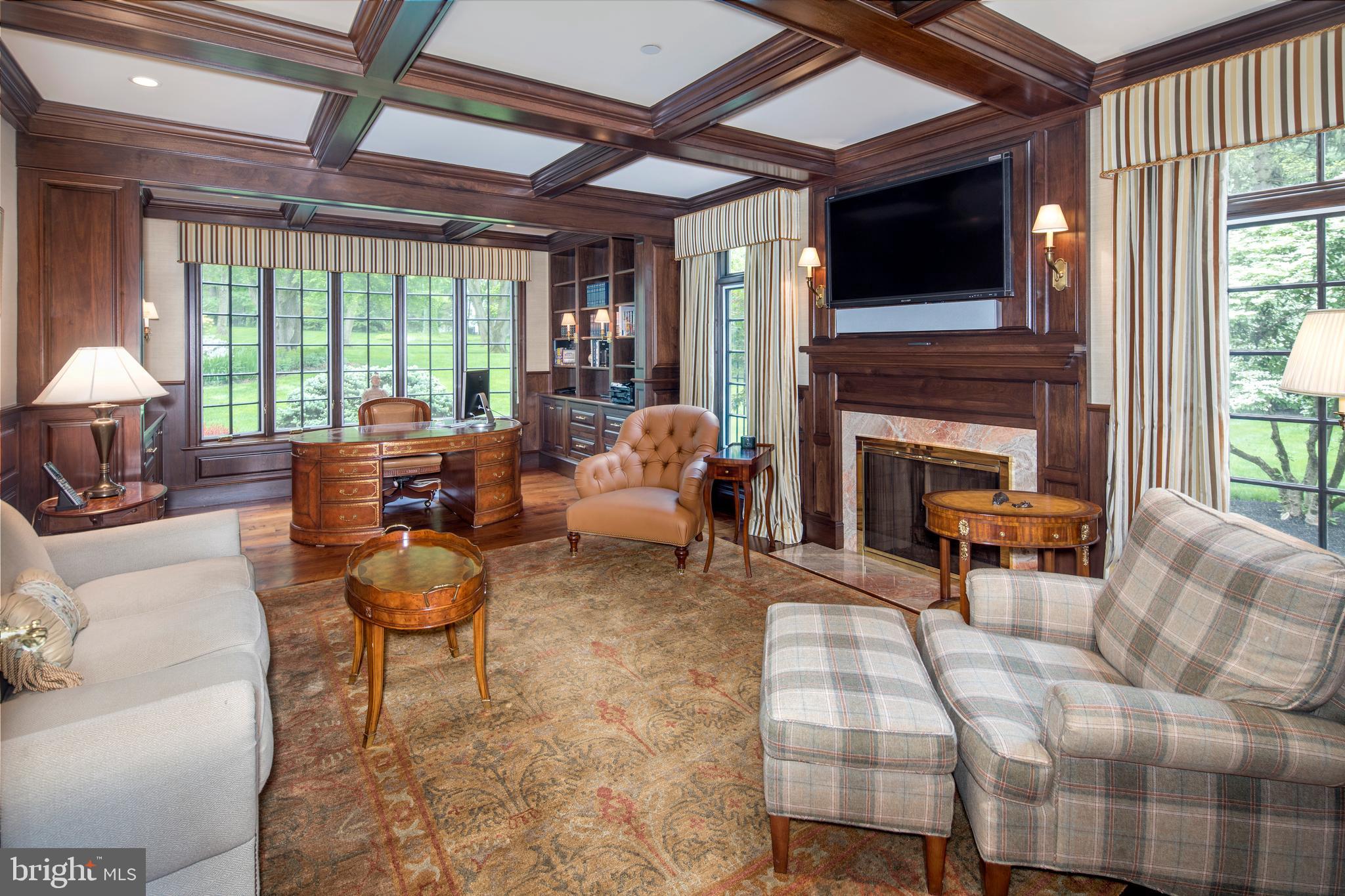 GLADWYNE - Residential