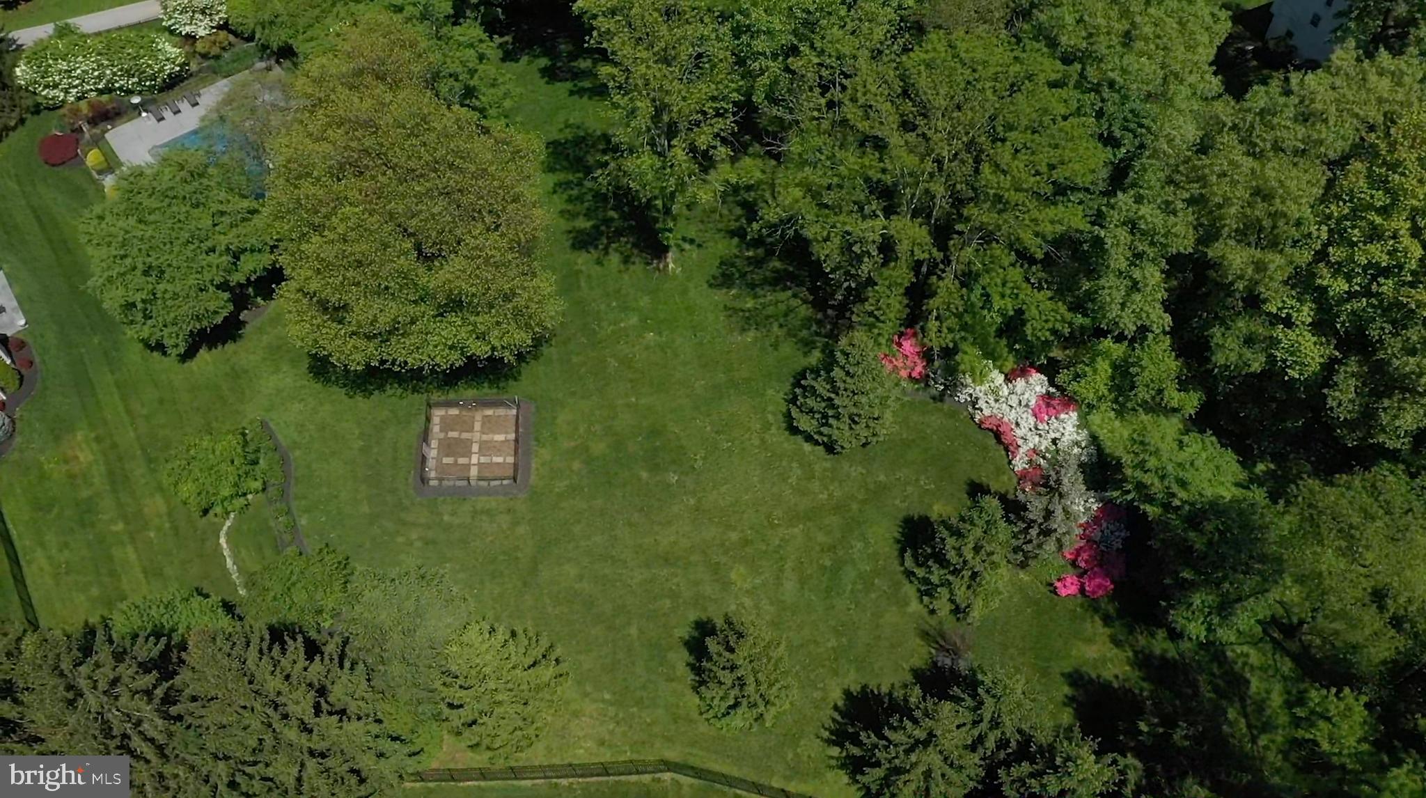 GLADWYNE - Residential