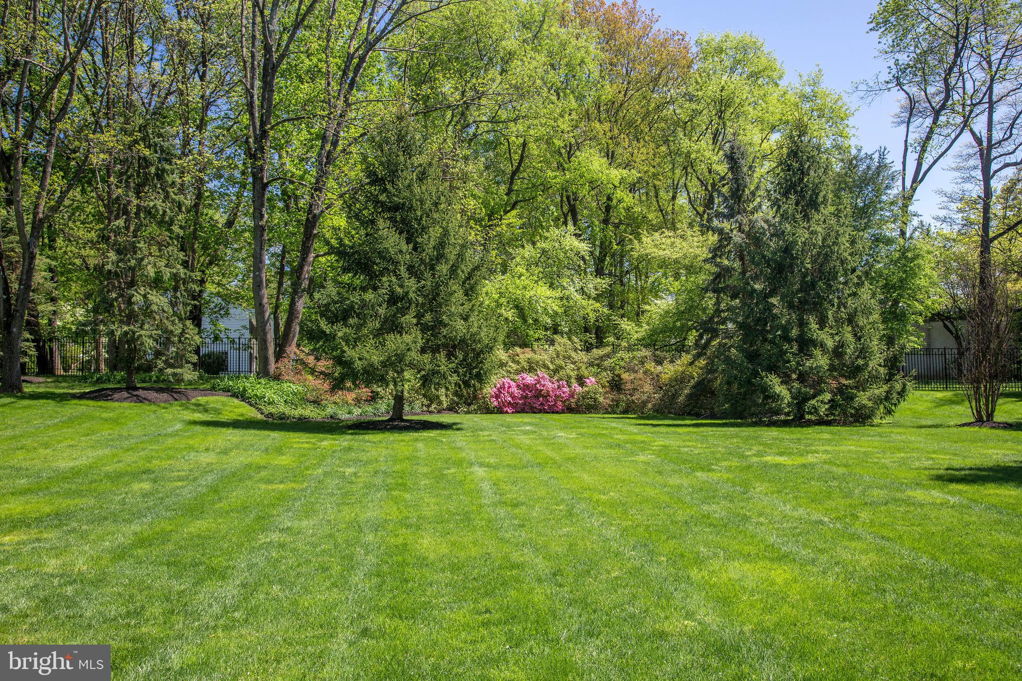 GLADWYNE - Residential