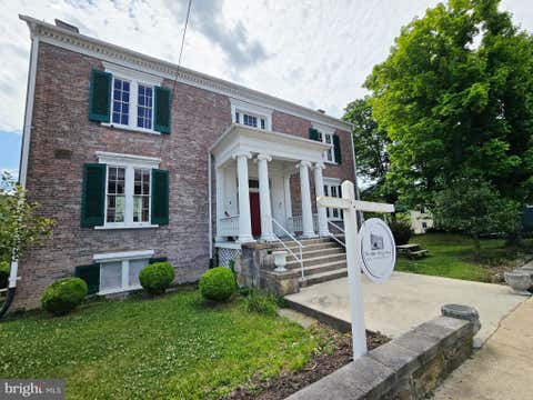 Homes For Sale - 17 S Main St St<br/> FRANKLIN, WV 26807