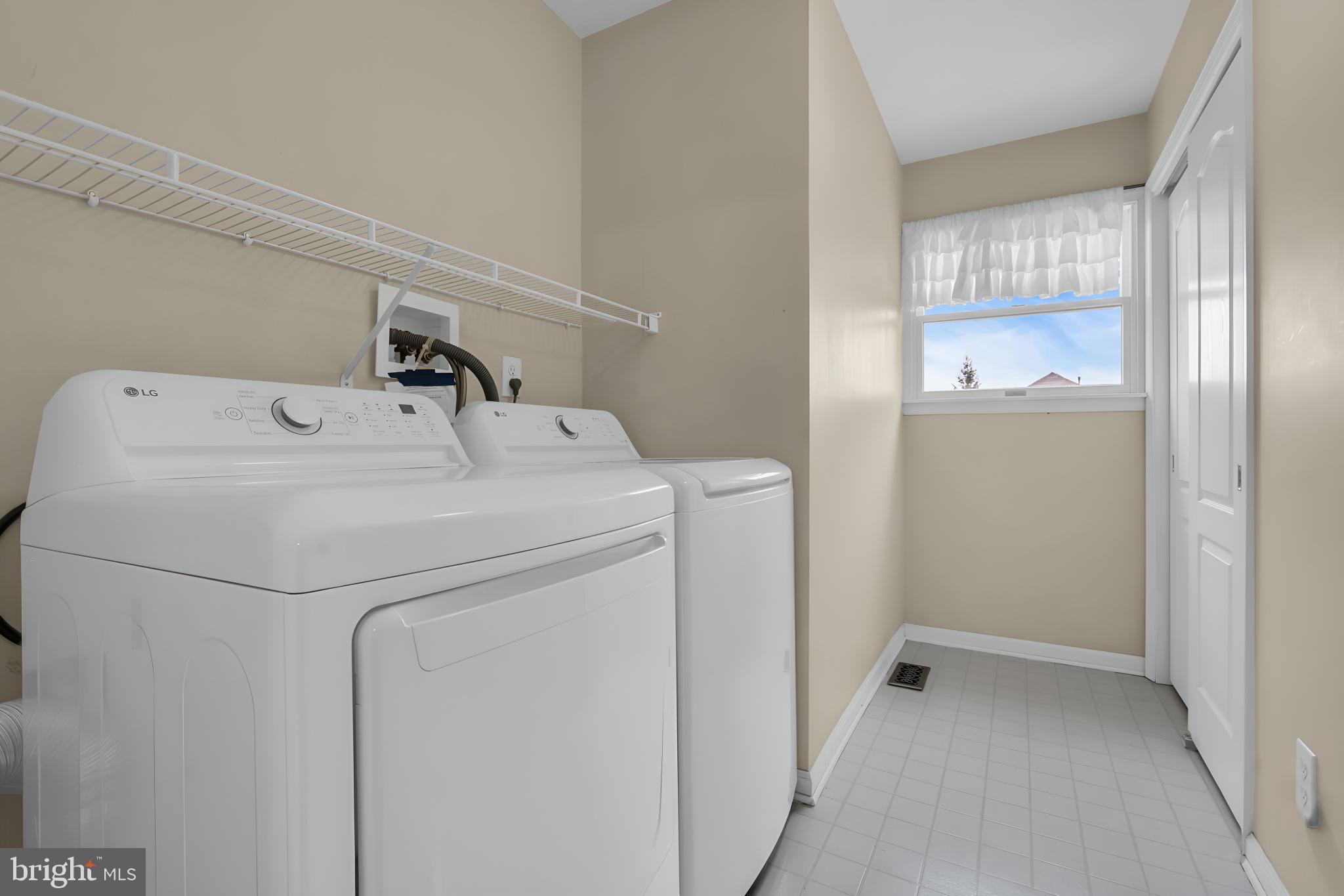 BROOKSIDE - Residential