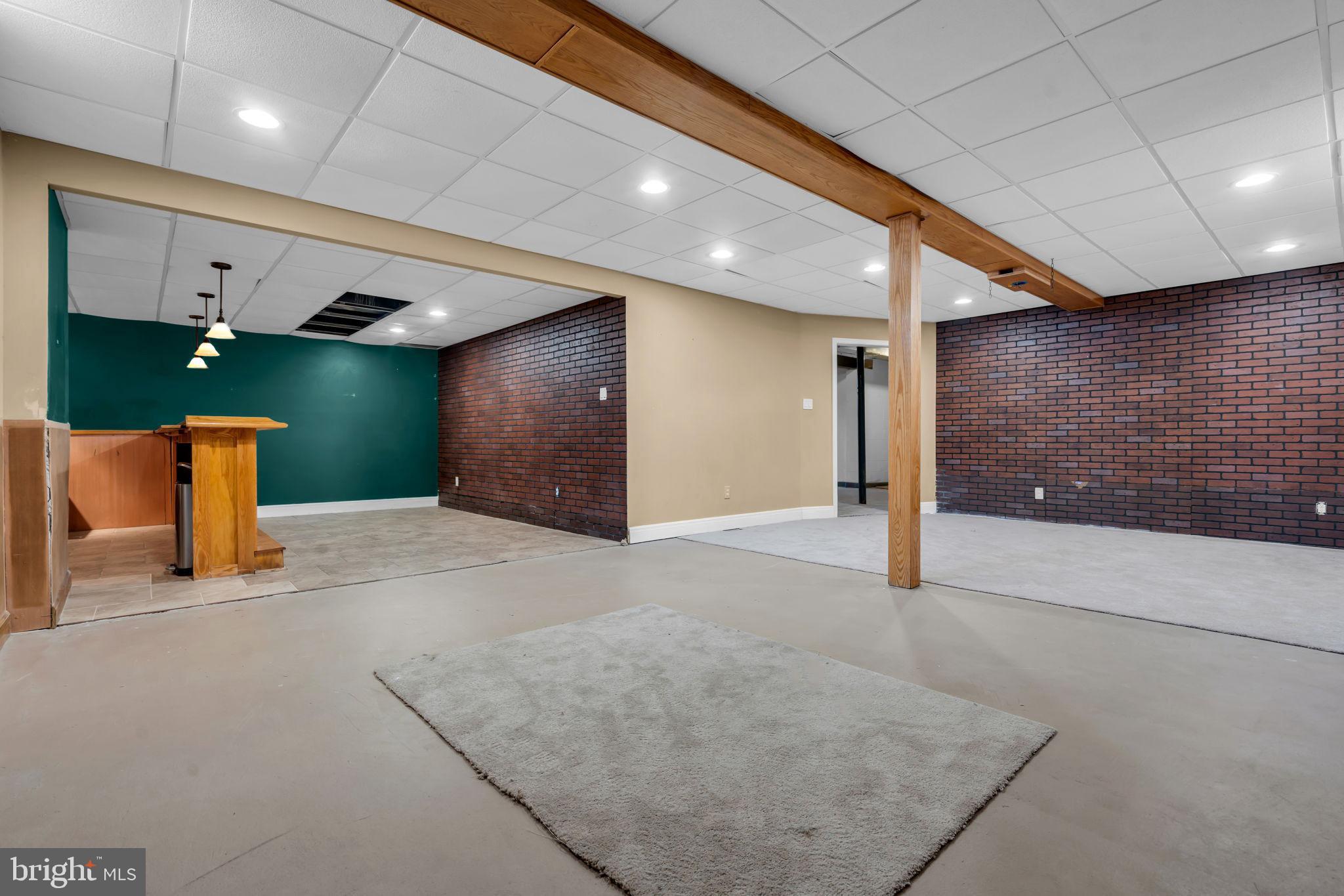 BROOKSIDE - Residential