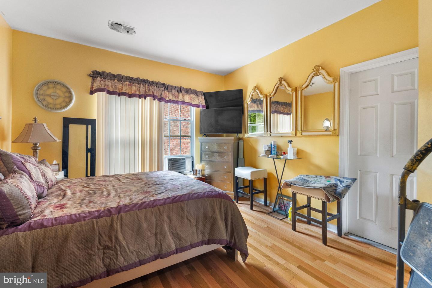 6500 GREEN HOLLY WAY