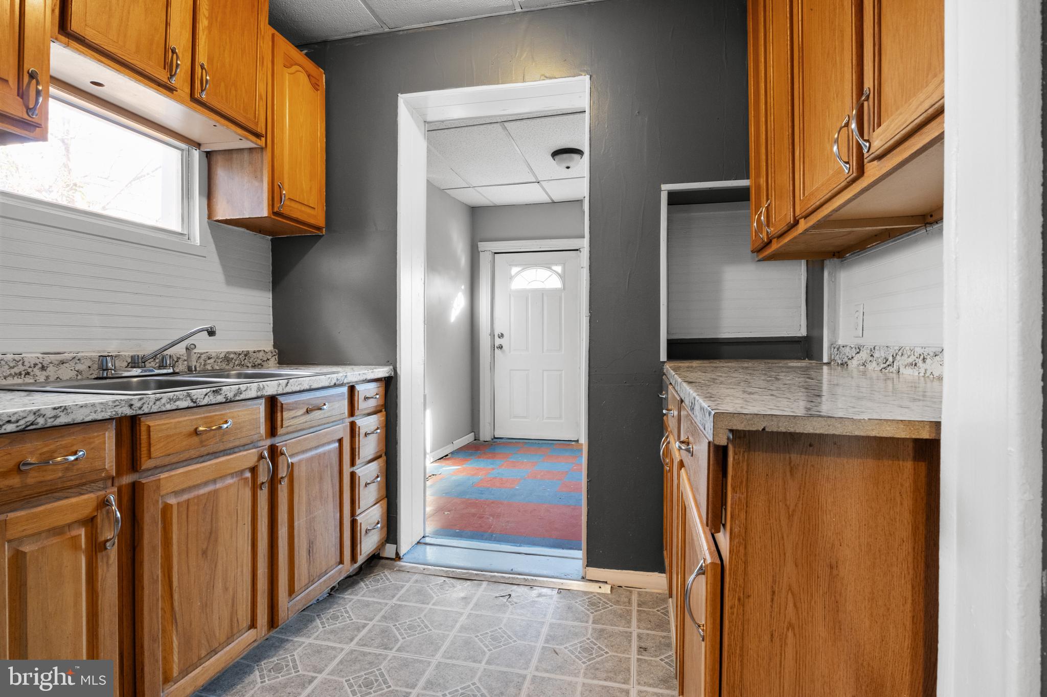 WEST END - Residential