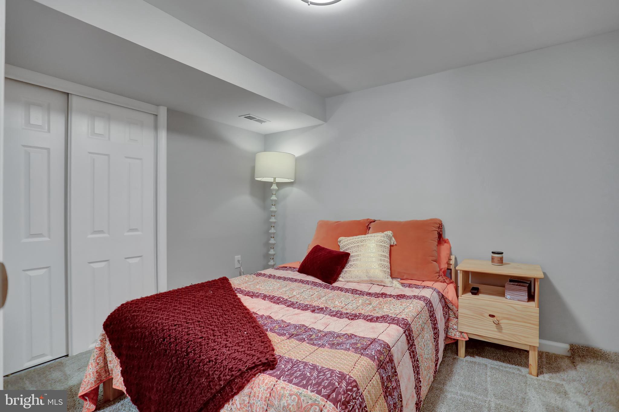 DEVONSHIRE FOREST - Residential