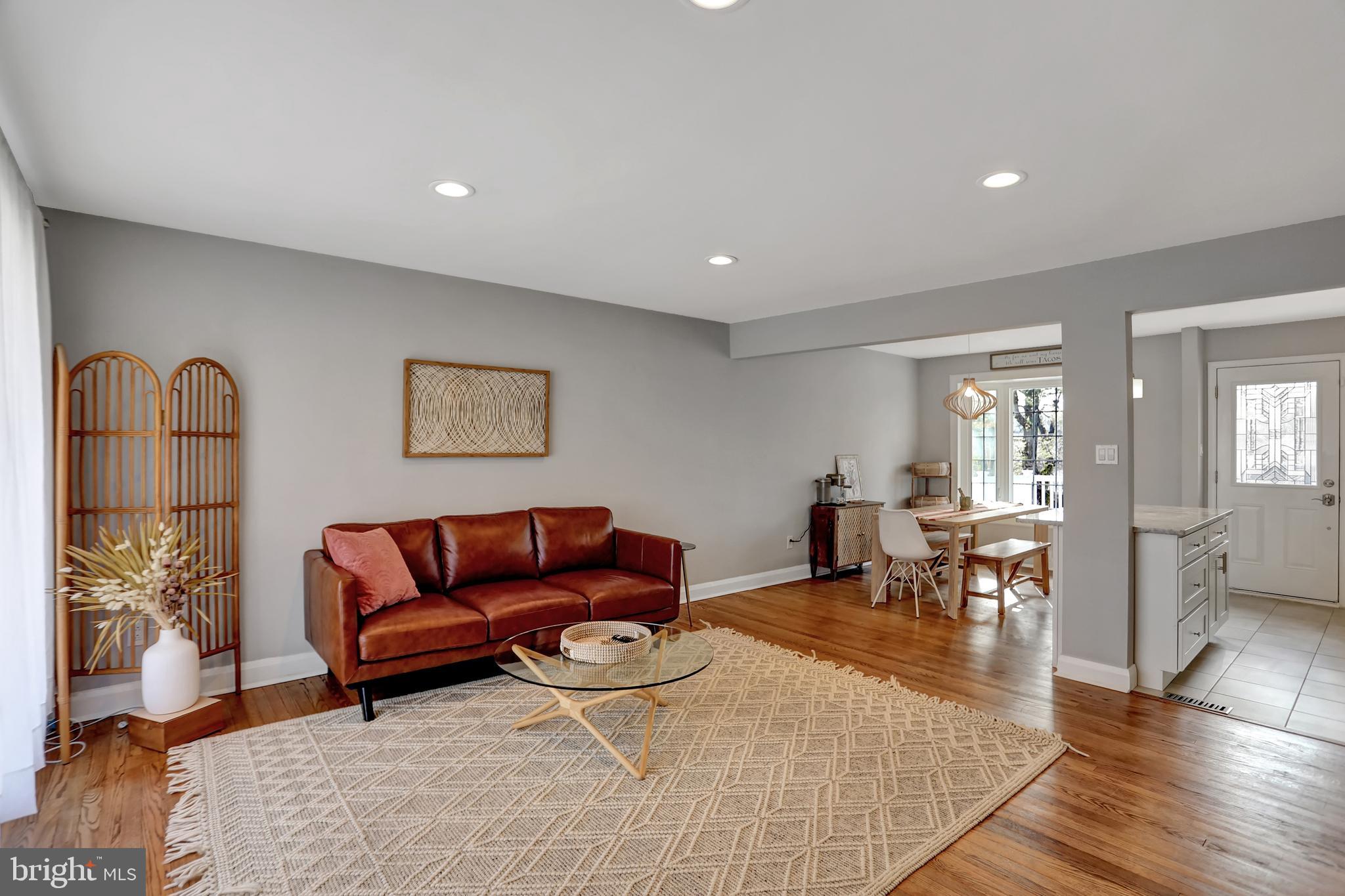 DEVONSHIRE FOREST - Residential