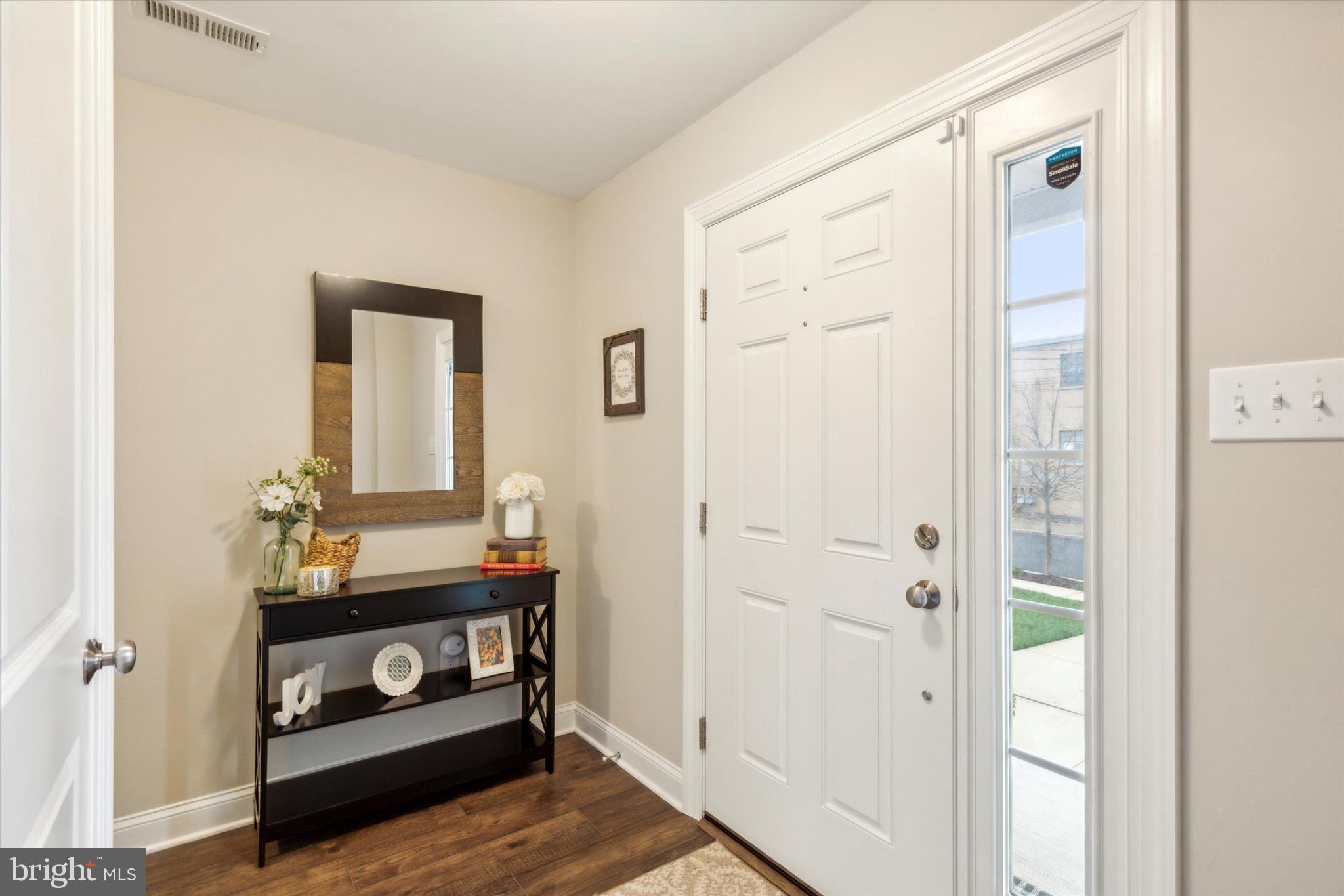 LANSDALE - Residential