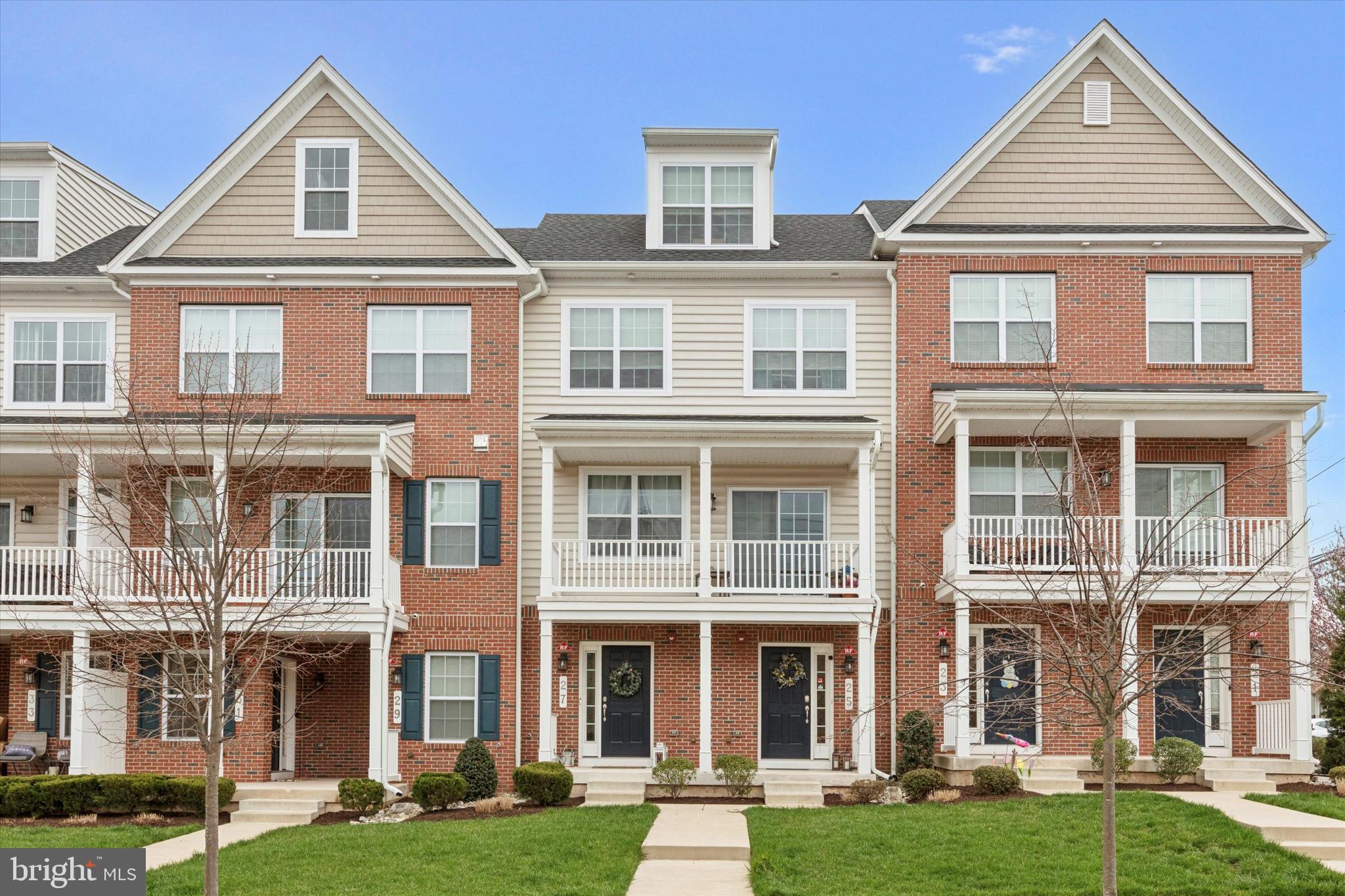 LANSDALE - Residential