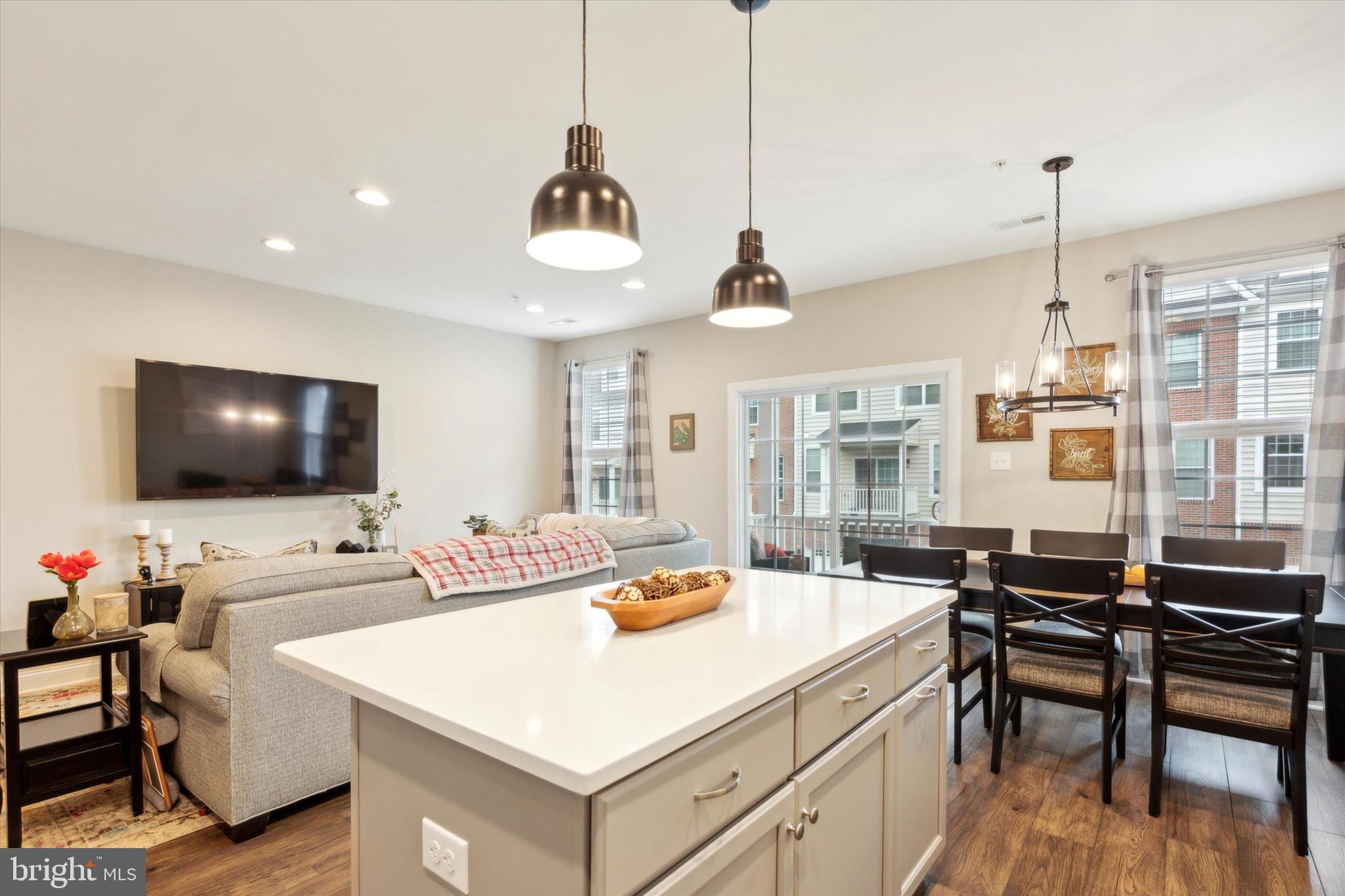 LANSDALE - Residential