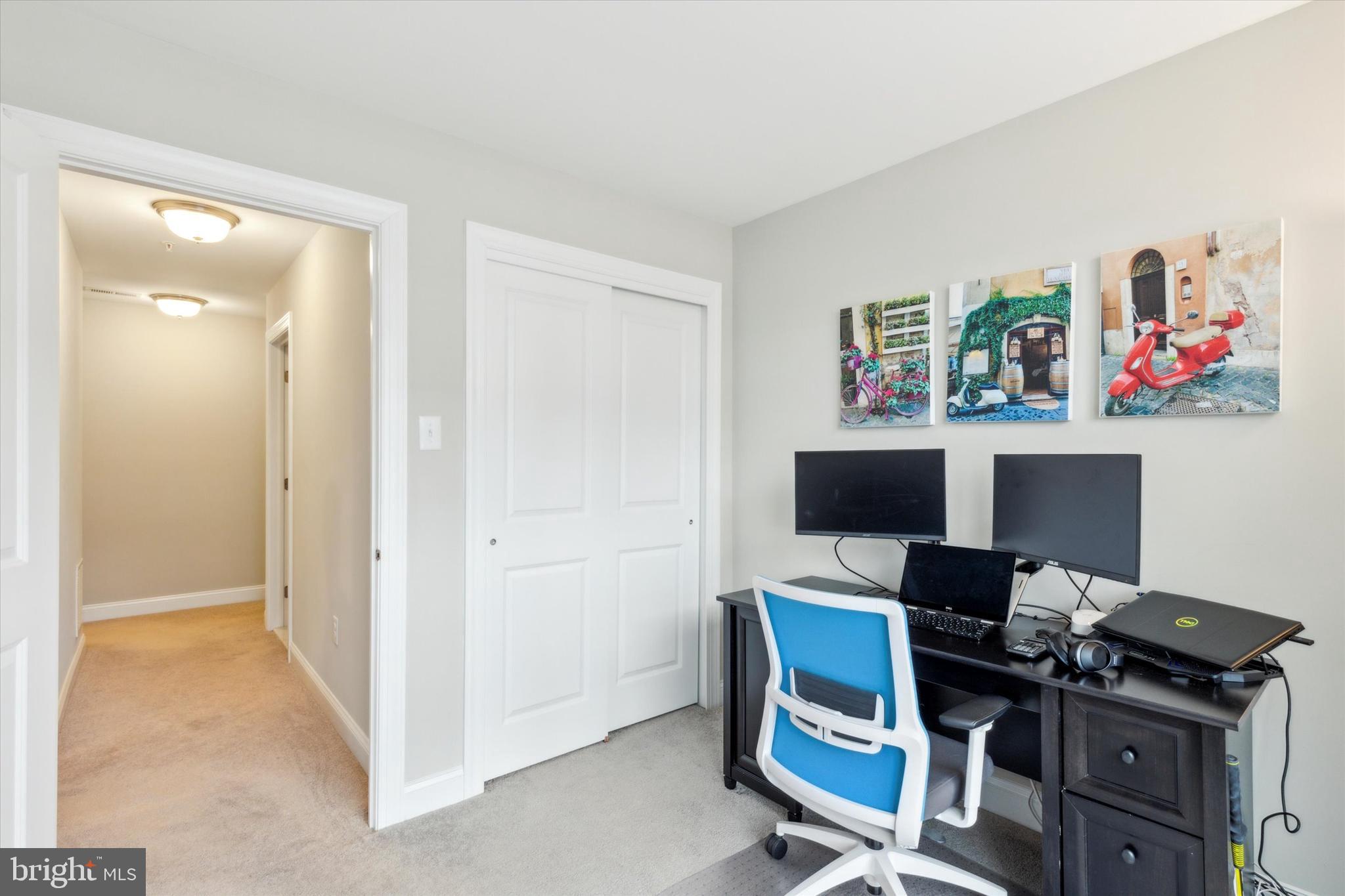 LANSDALE - Residential