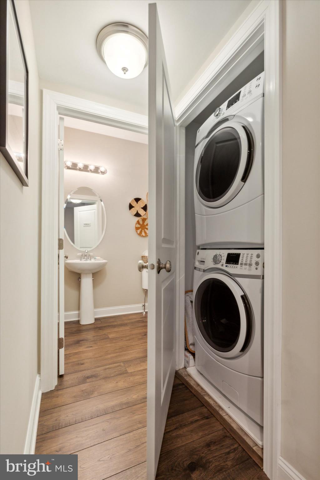 LANSDALE - Residential