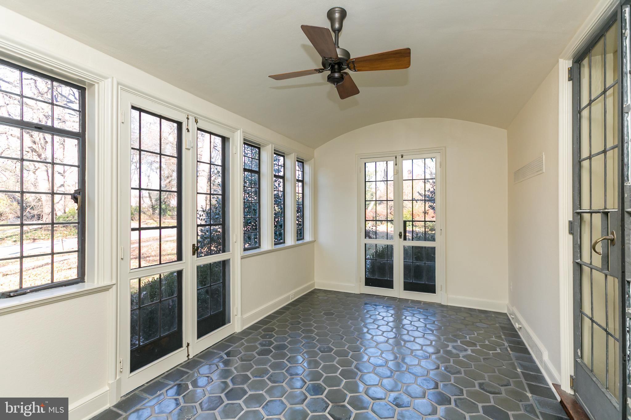 GUILFORD - Residential