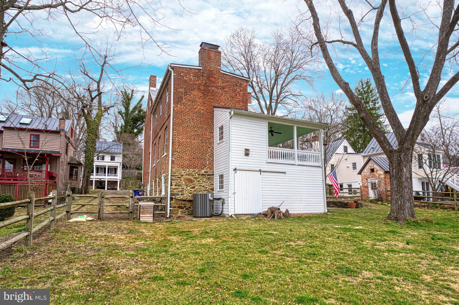 WATERFORD - Residential