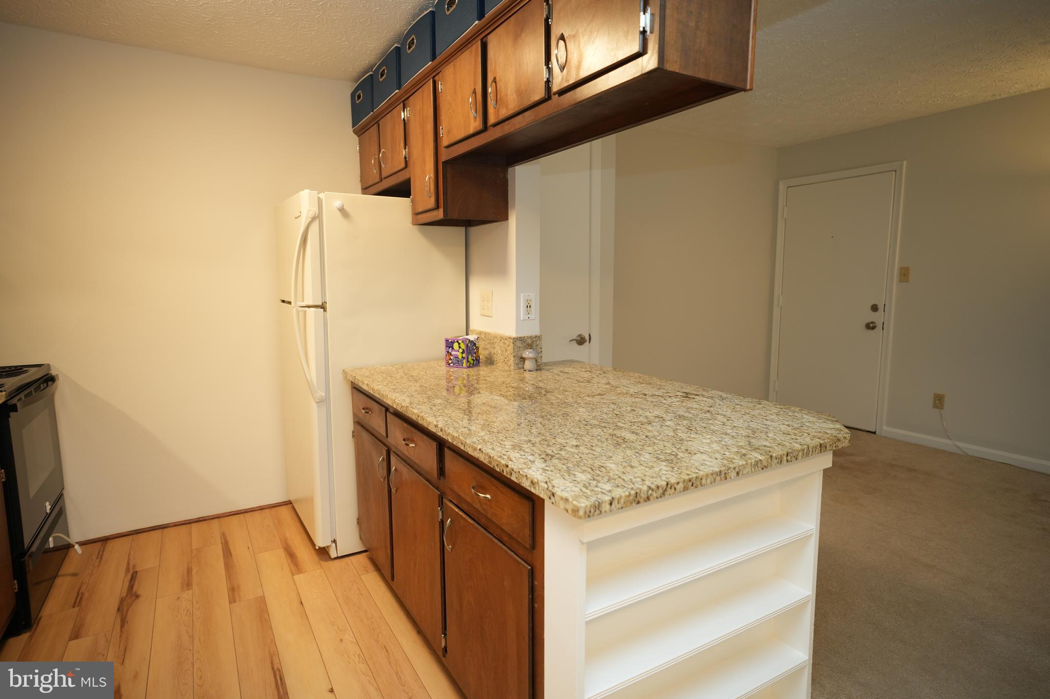 44691 WHITE OAK COURT 503