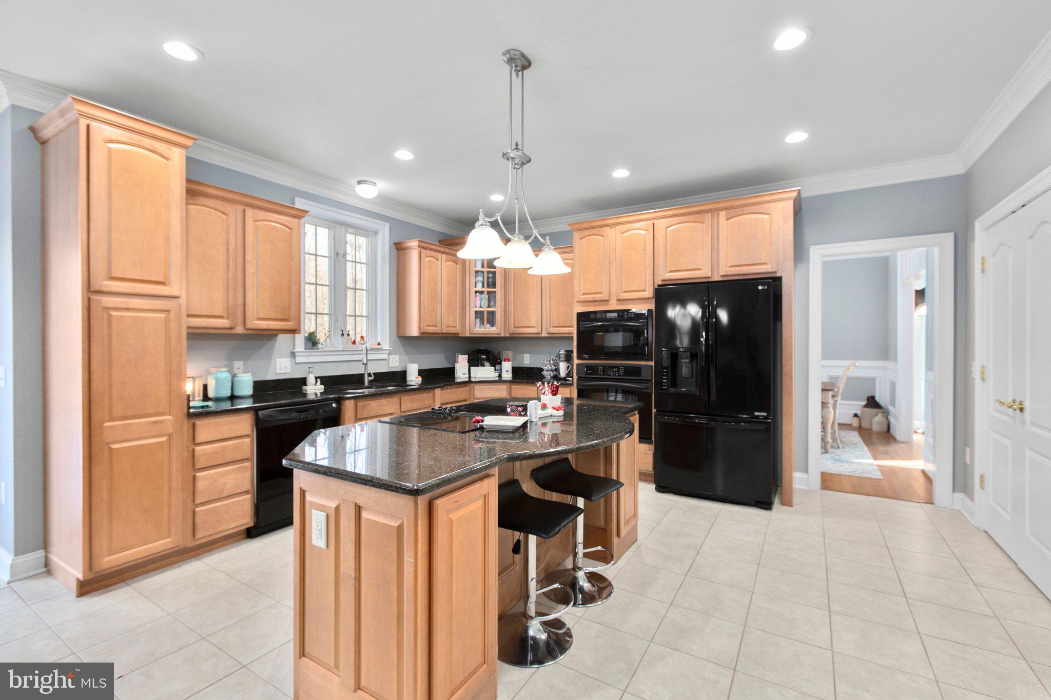 ESTATES AT ROBERTS POND - Residential