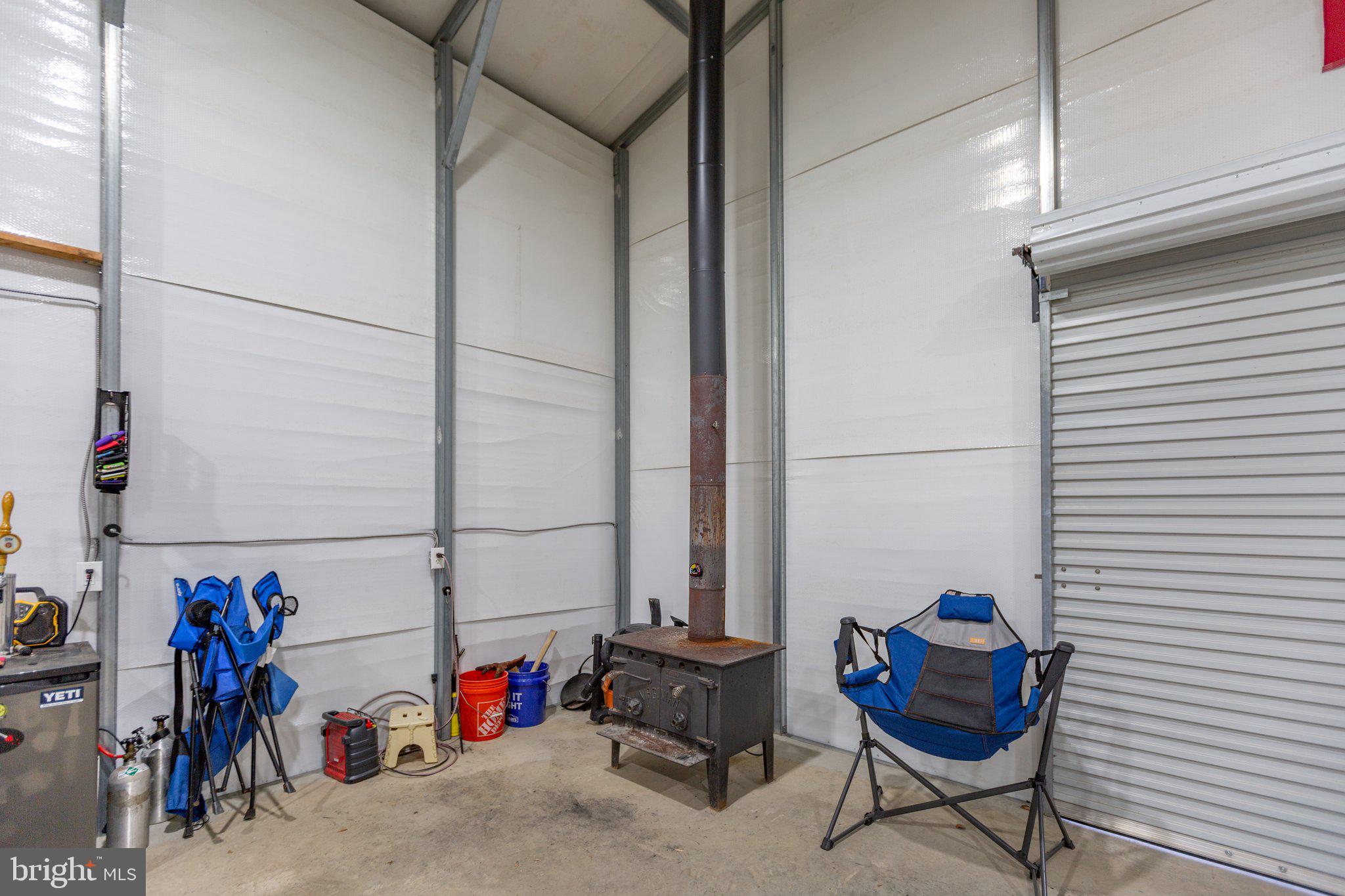 ESTATES AT ROBERTS POND - Residential