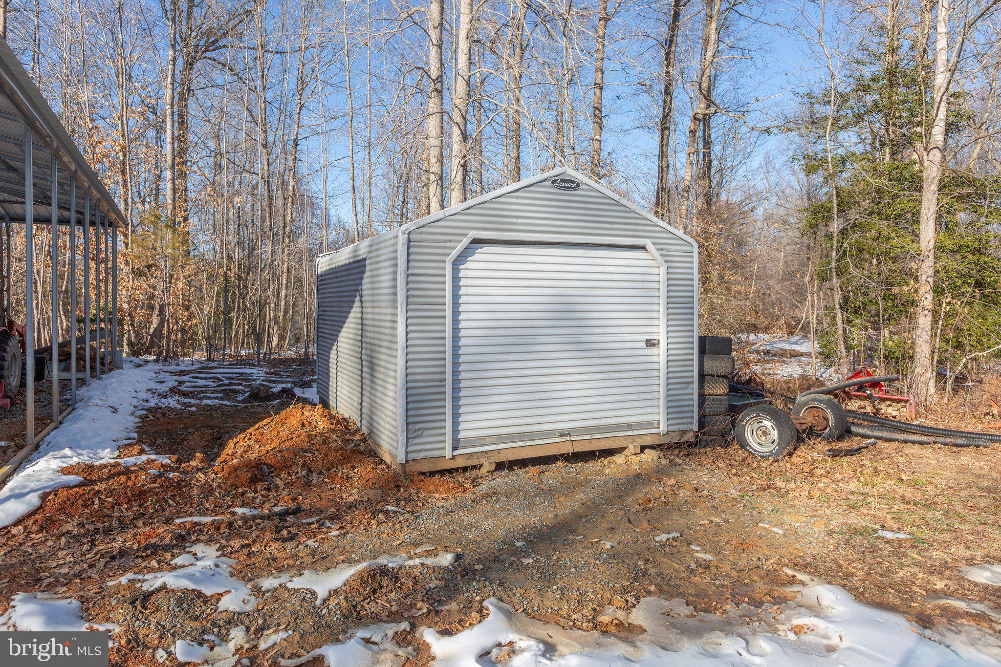 ESTATES AT ROBERTS POND - Residential